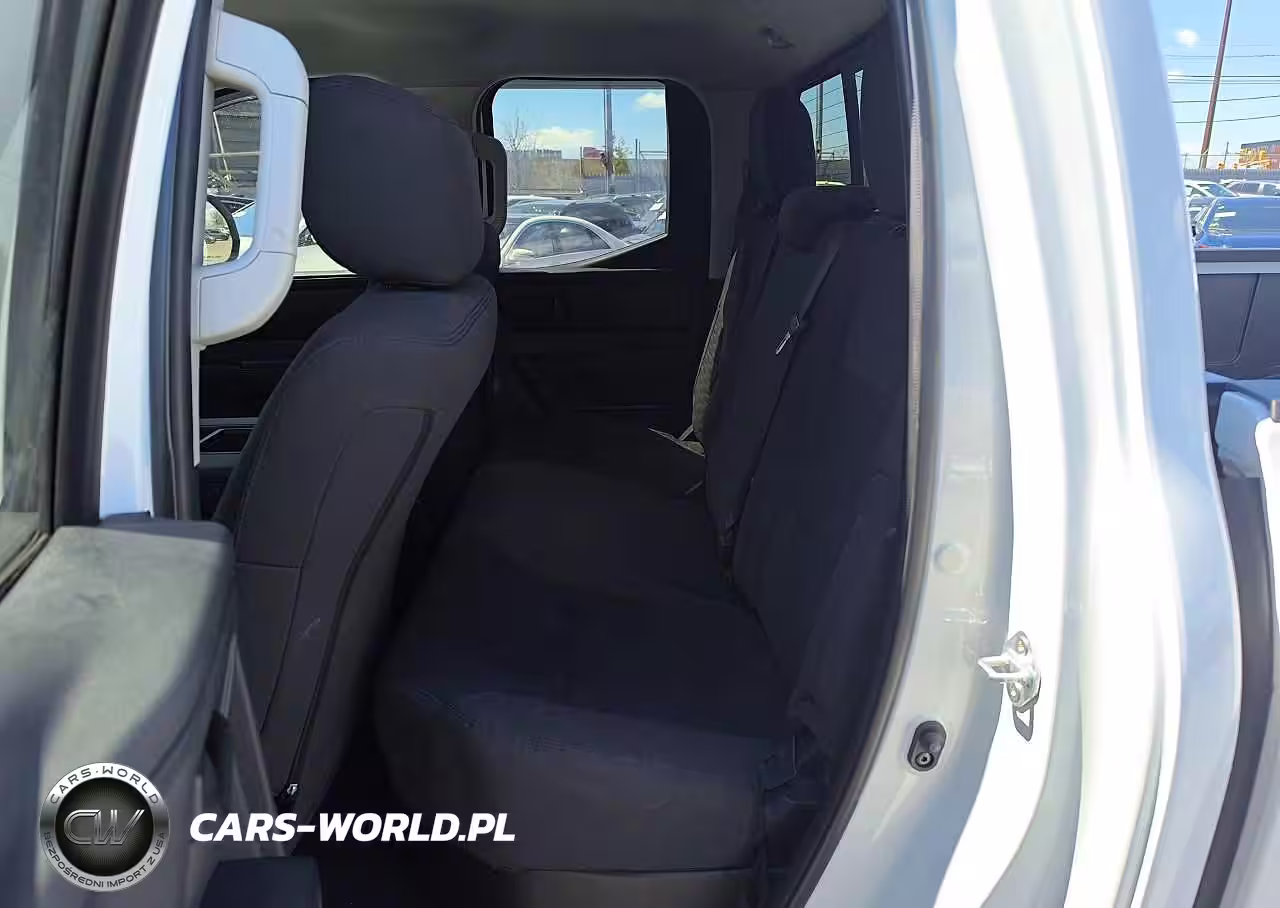 2024 Toyota Tundra Double Cab Sr VIN:5TFKB5GD3RX002547 - 11