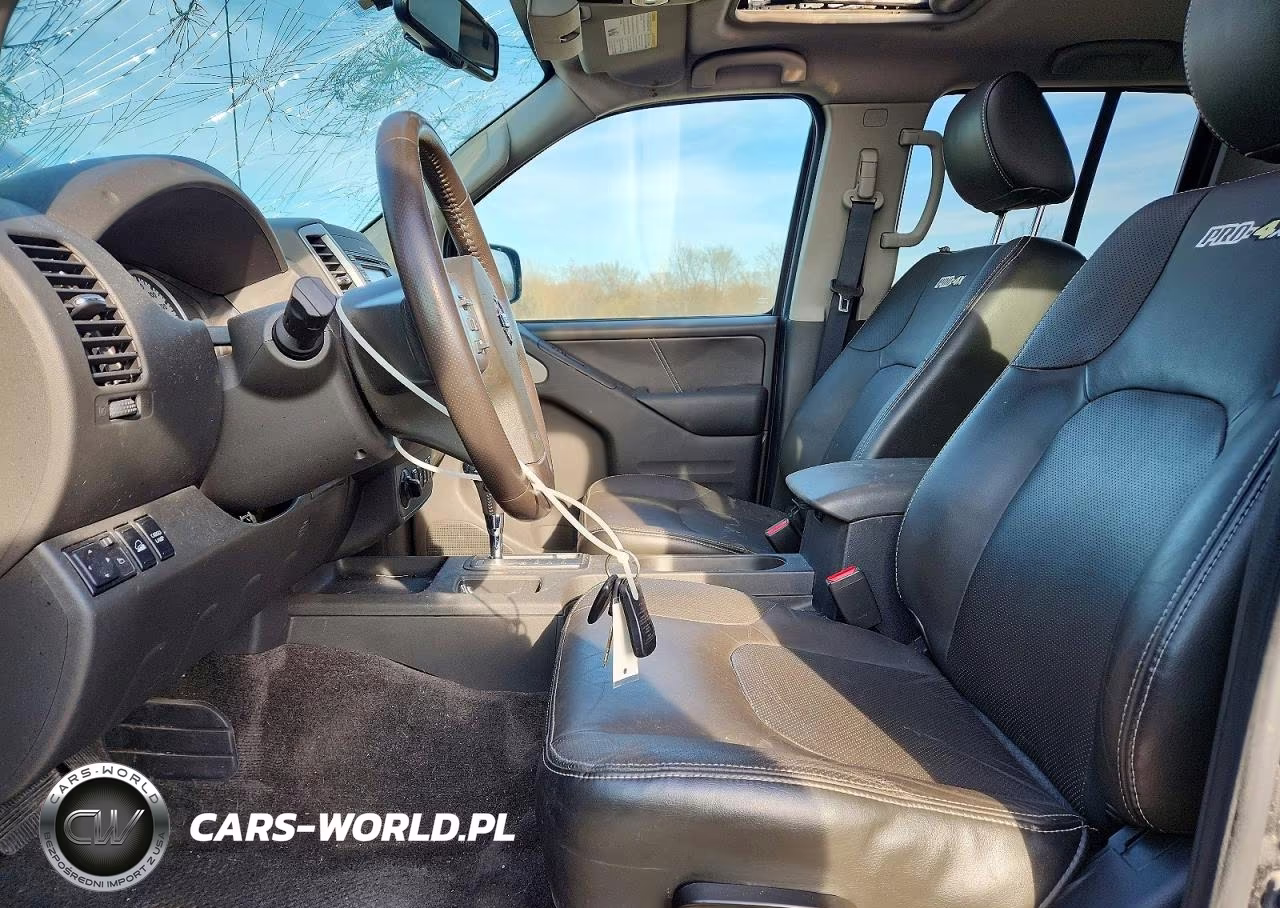 2017 Nissan Frontier Pro-4X VIN:1N6DD0EVXHN776884 - 7