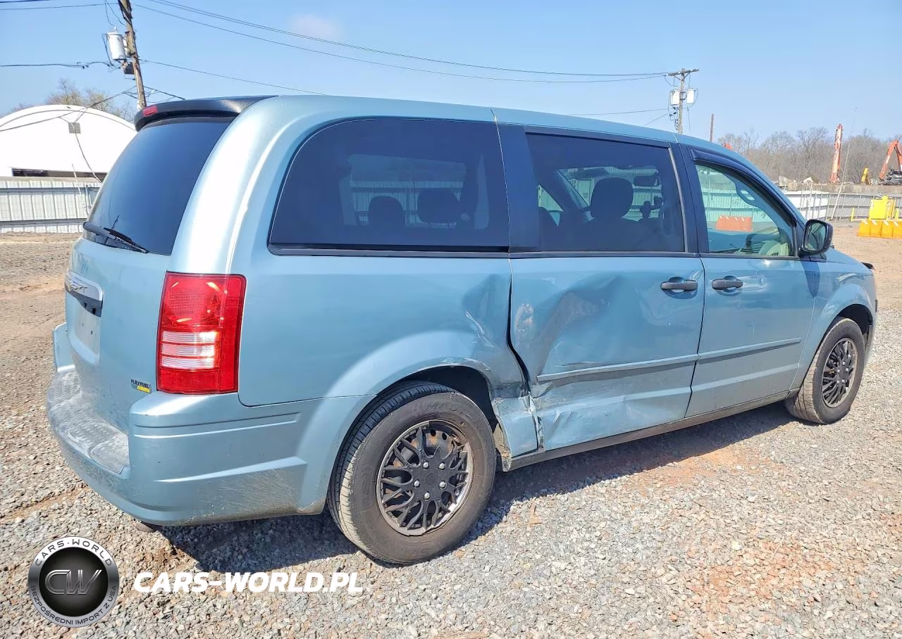 2008 Chrysler Town & Country Lx VIN:2A8HR44H98R748515 - 3