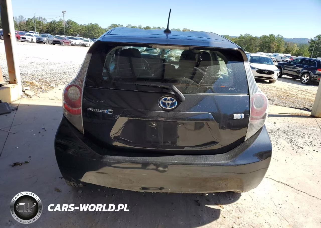 2013 Toyota Prius C VIN:JTDKDTB36D1542029 - 6