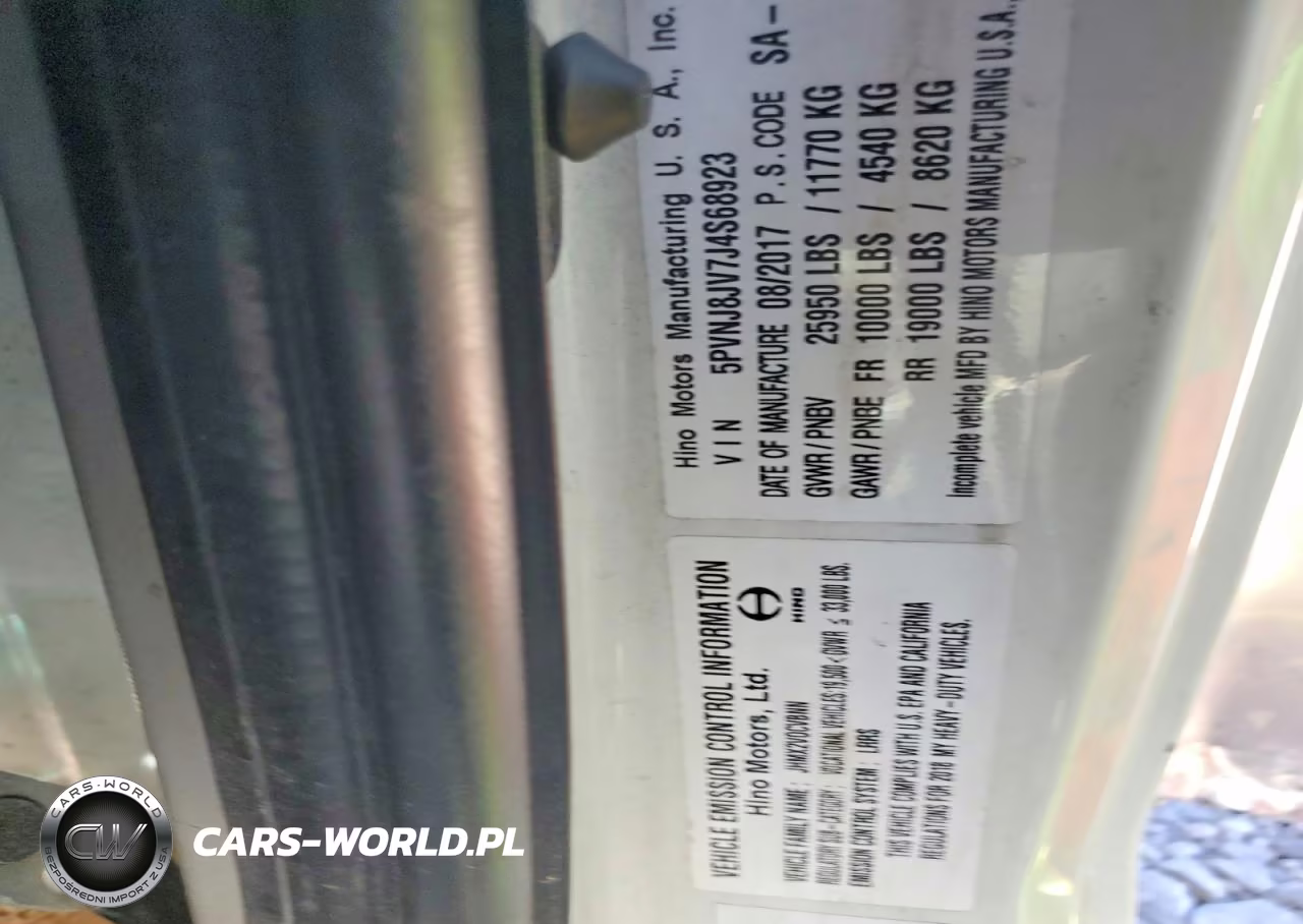 2019 Hino 268A Box Truck VIN:5PVNJ8JV7J4S68923 - 13