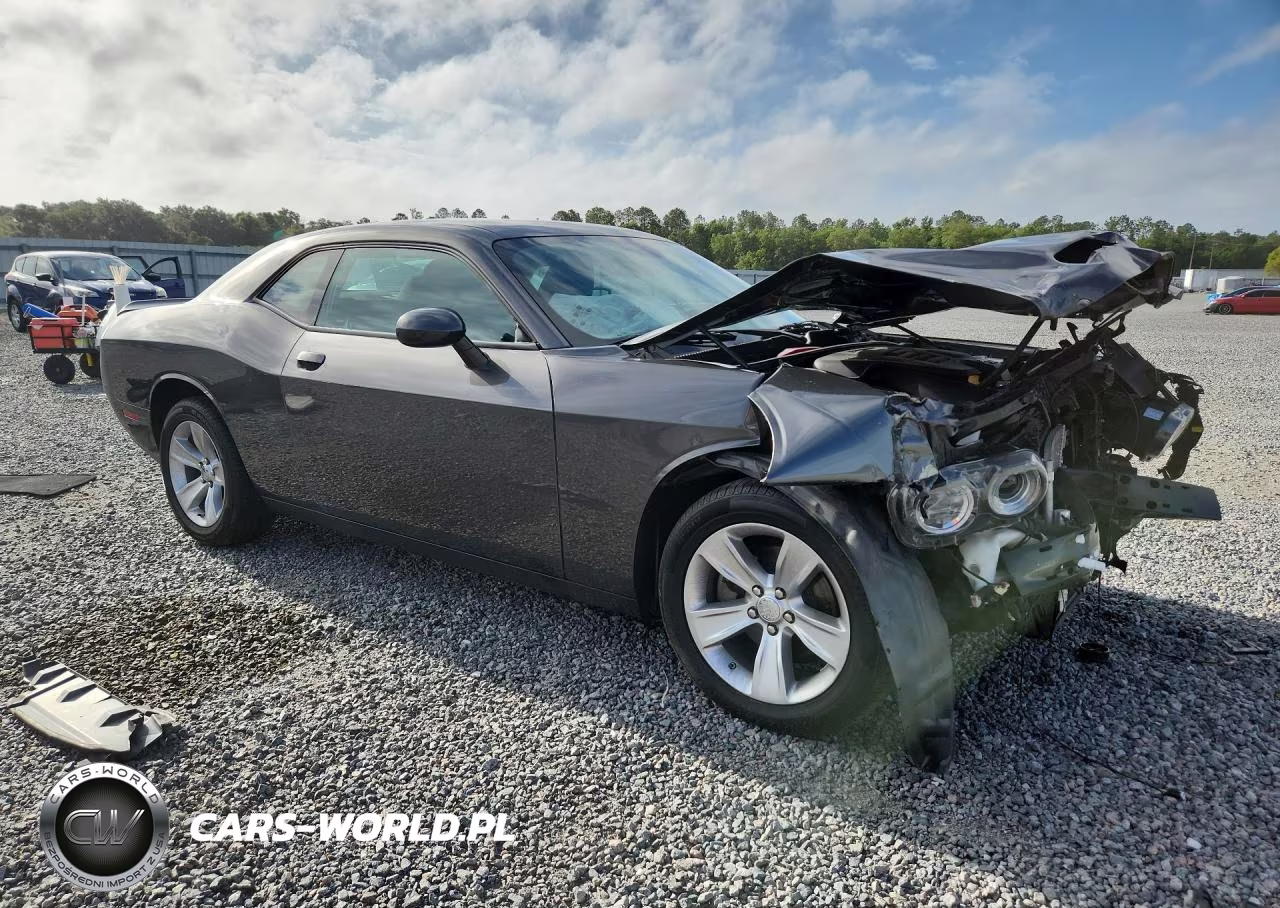 2023 Dodge Challenger Sxt VIN:2C3CDZAG4PH526319 - 4