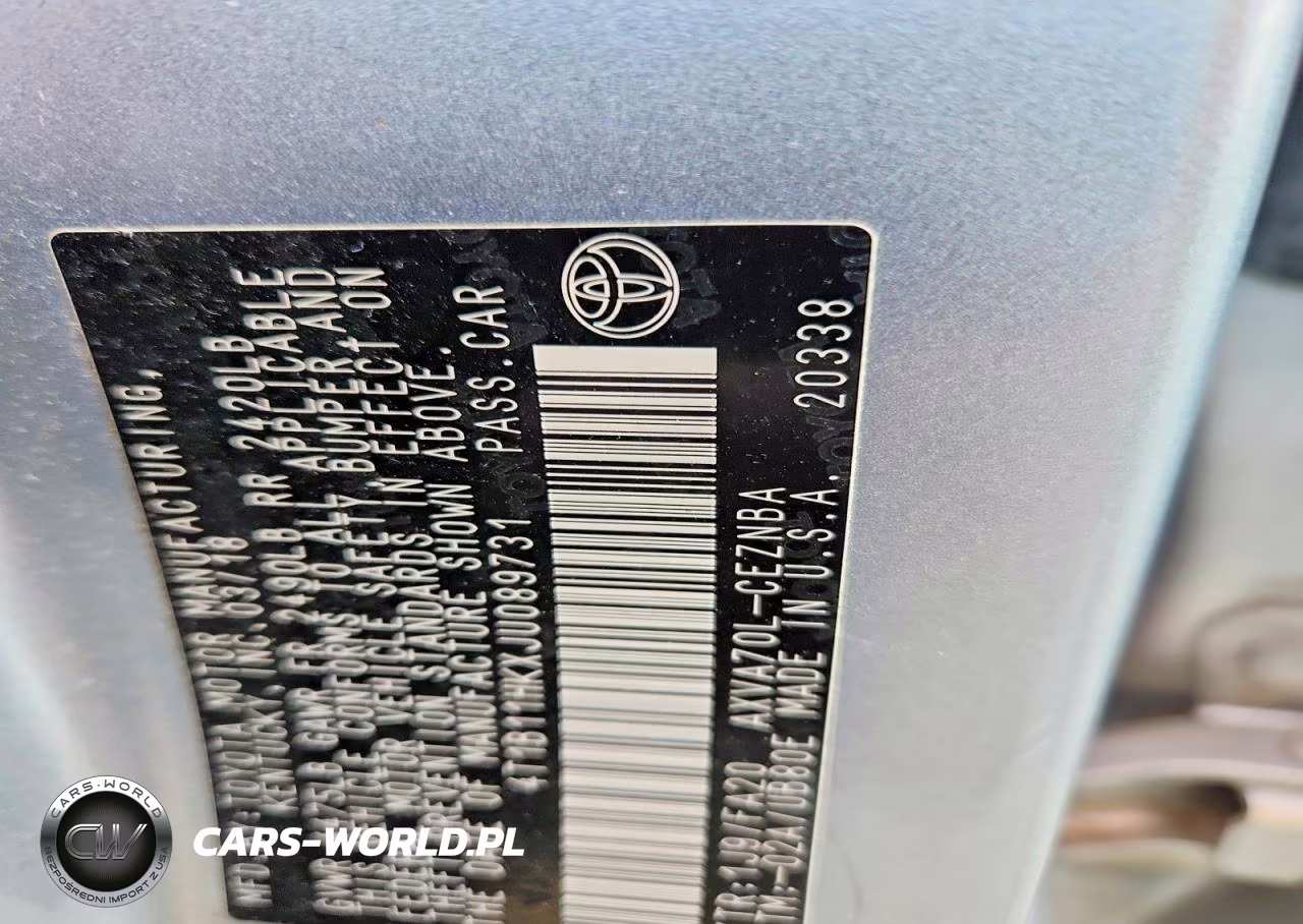 2018 Toyota Camry Le VIN:4T1B11HKXJU089731 - 12