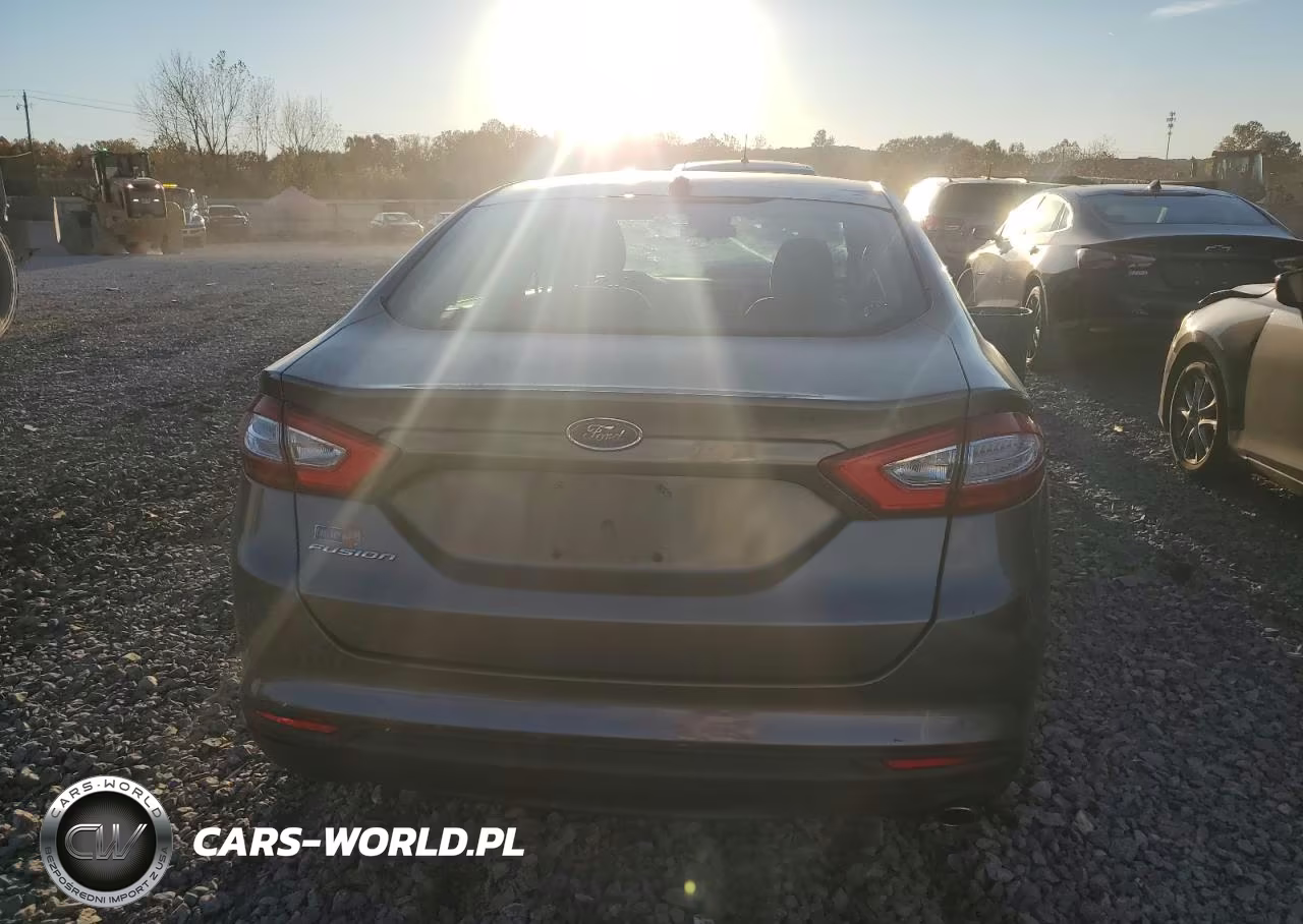 2014 Ford Fusion S VIN:3FA6P0G75ER335194 - 6