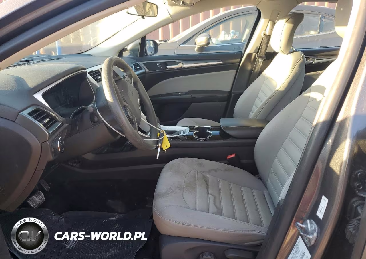 2014 Ford Fusion S VIN:3FA6P0G75ER335194 - 7