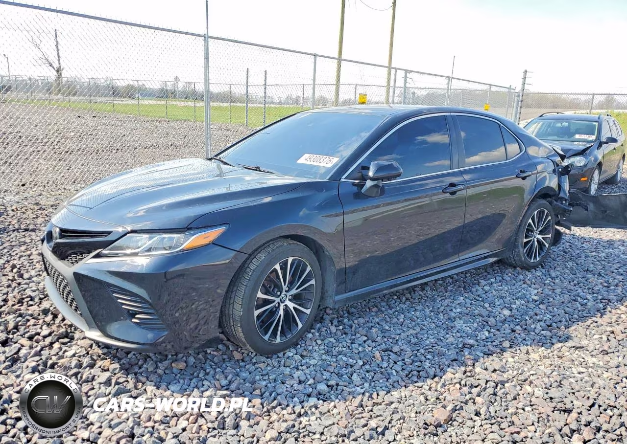 2019 Toyota Camry Se – zdjęcie 1 z 12