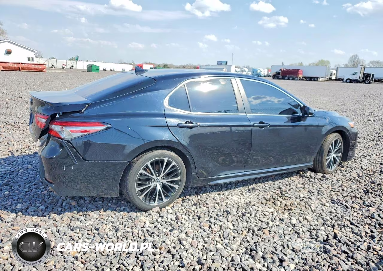 2019 Toyota Camry Se VIN:4T1B11HKXKU740860 - 3
