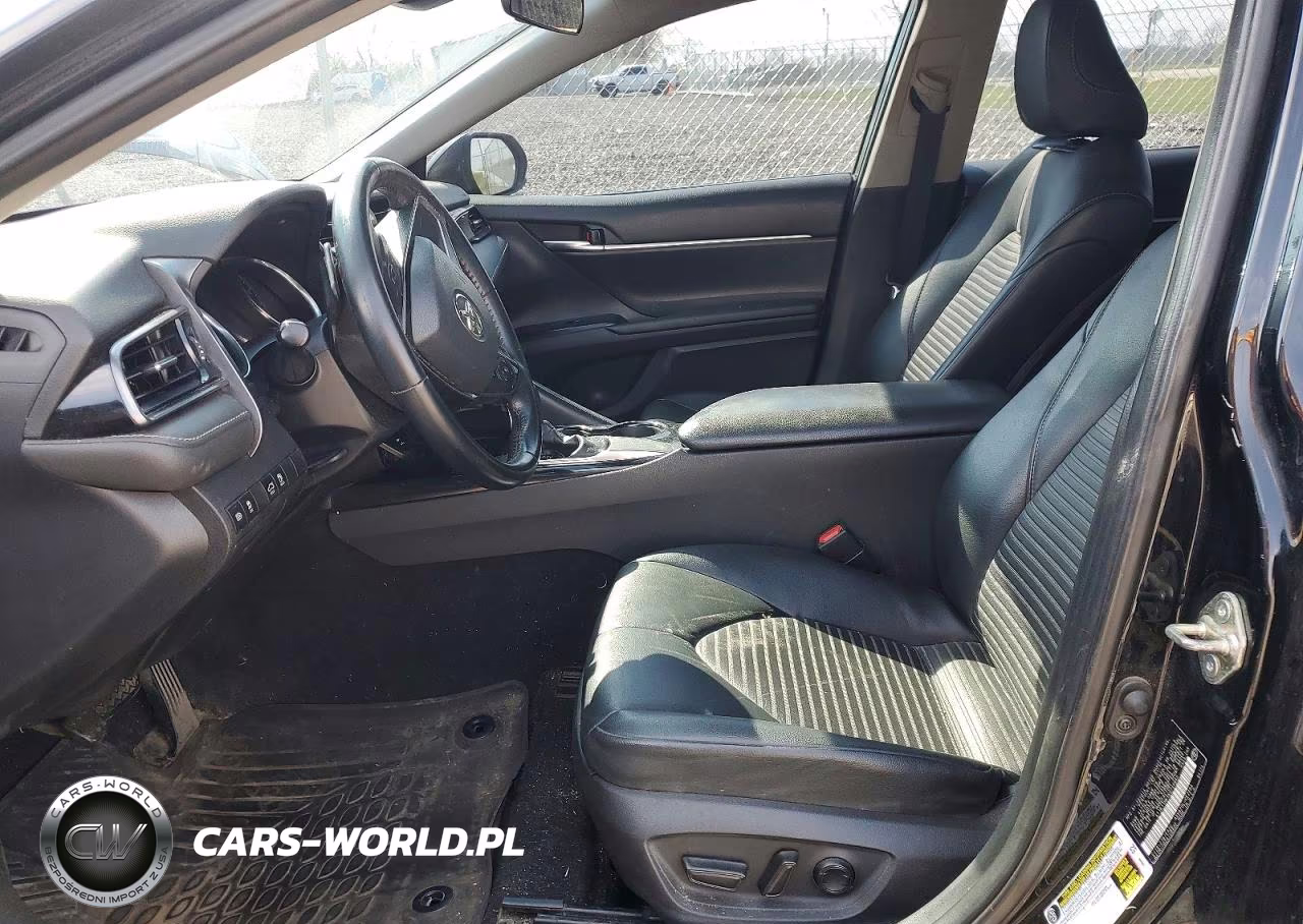 2019 Toyota Camry Se VIN:4T1B11HKXKU740860 - 7