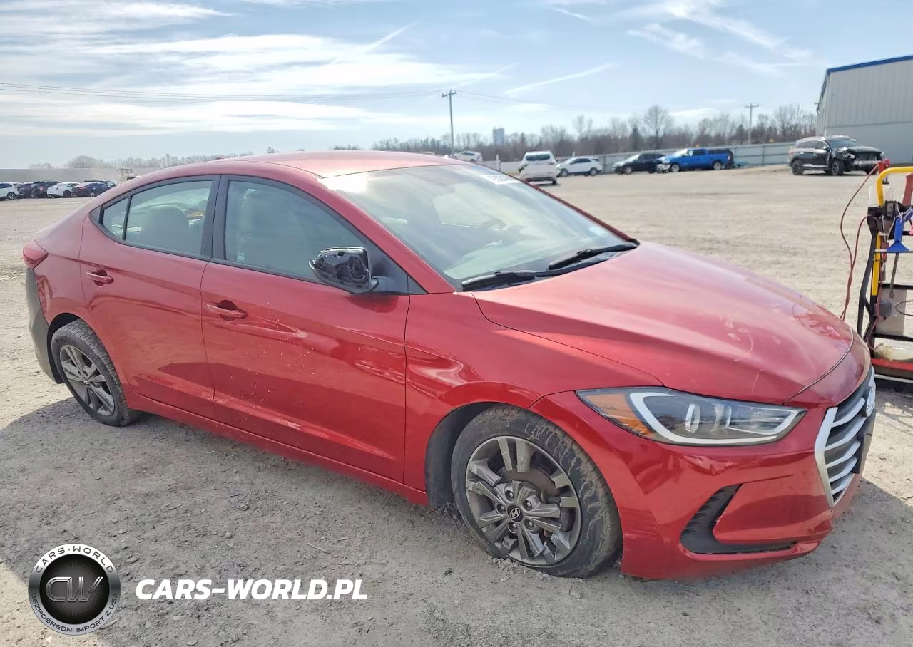 2017 Hyundai Elantra Se VIN:5NPD84LF2HH121841 - 4