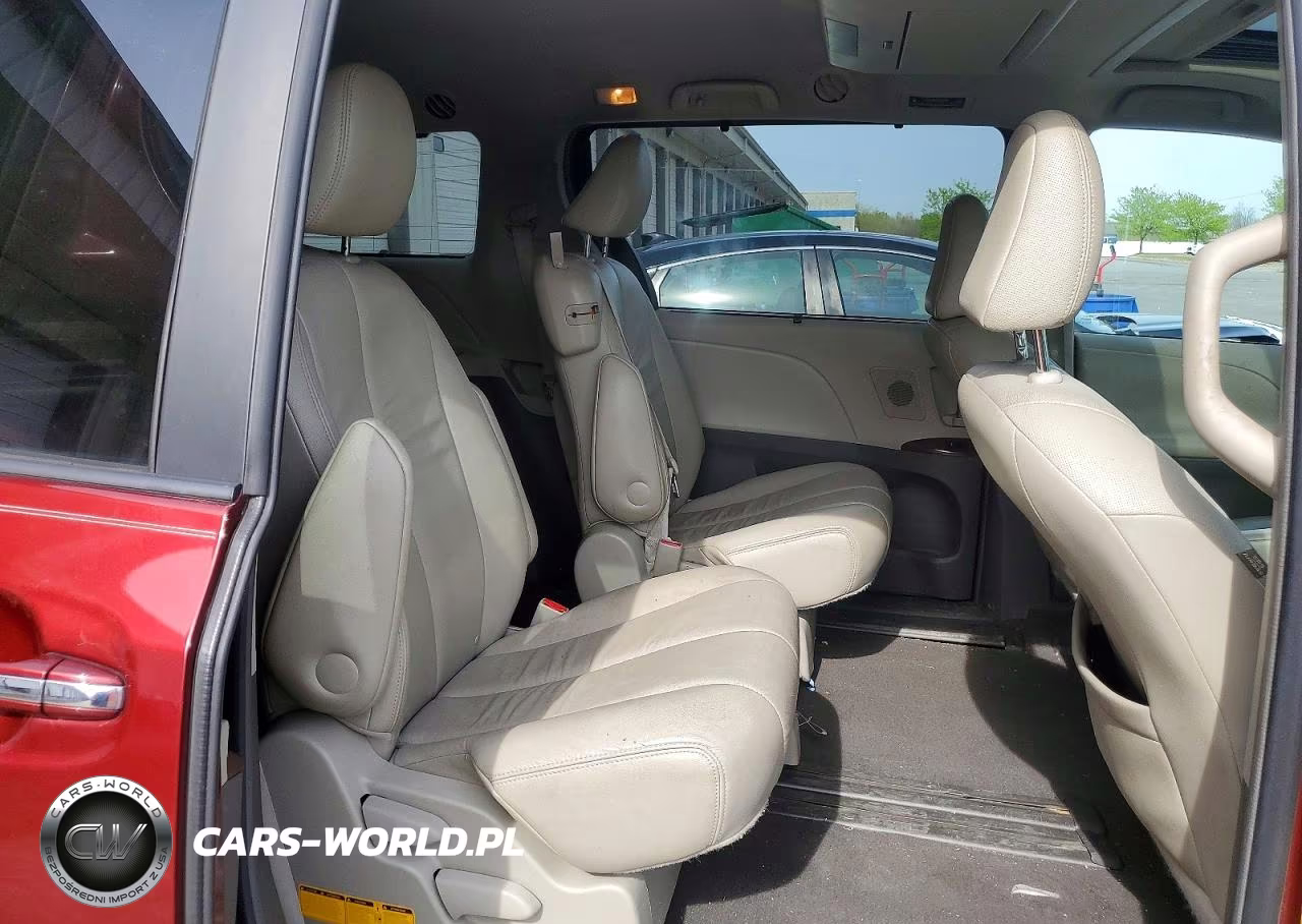 2011 Toyota Sienna VIN:5TDYK3DC8BS001948 - 11