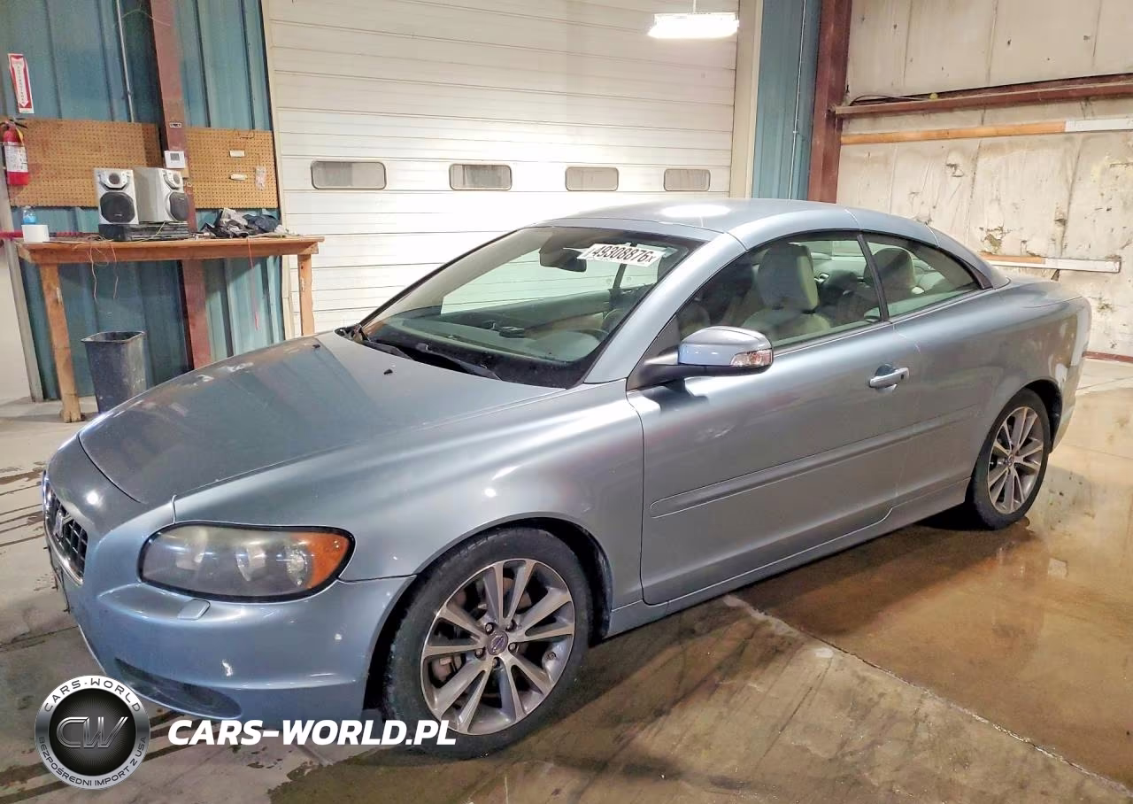 2010 Volvo C70 T5