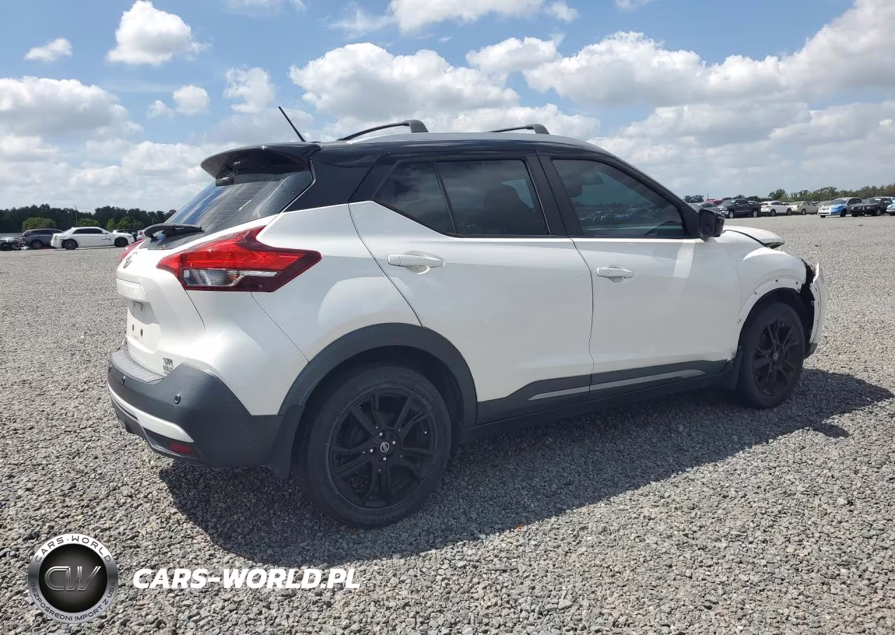 2020 Nissan Kicks Sr VIN:3N1CP5DV2LL537152 - 3