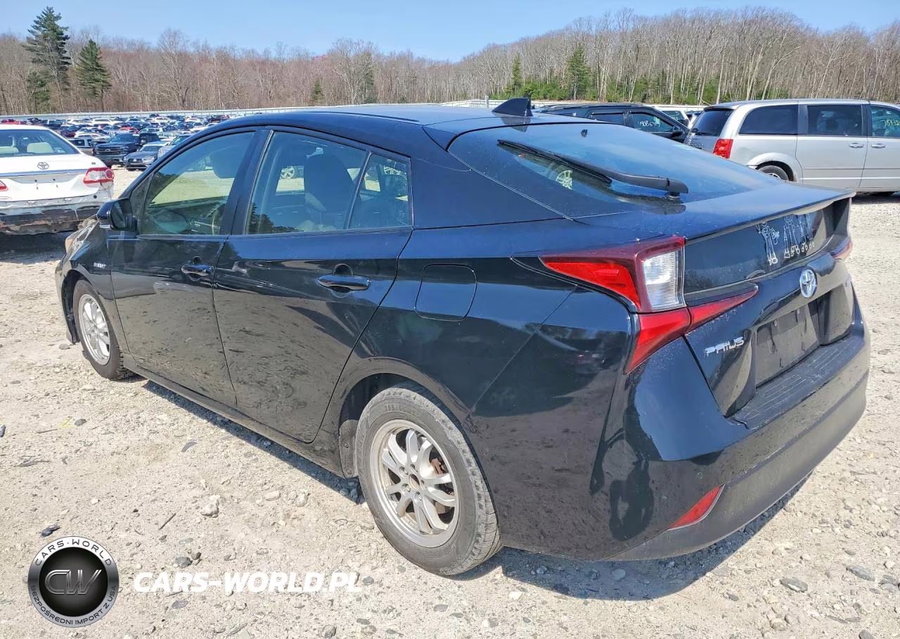 2021 Toyota Prius Le VIN:JTDKAMFU5M3151797 - 2