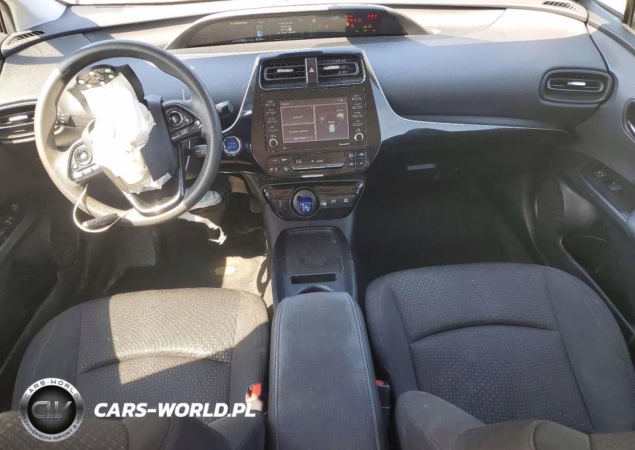 2021 Toyota Prius Le VIN:JTDKAMFU5M3151797 - 8