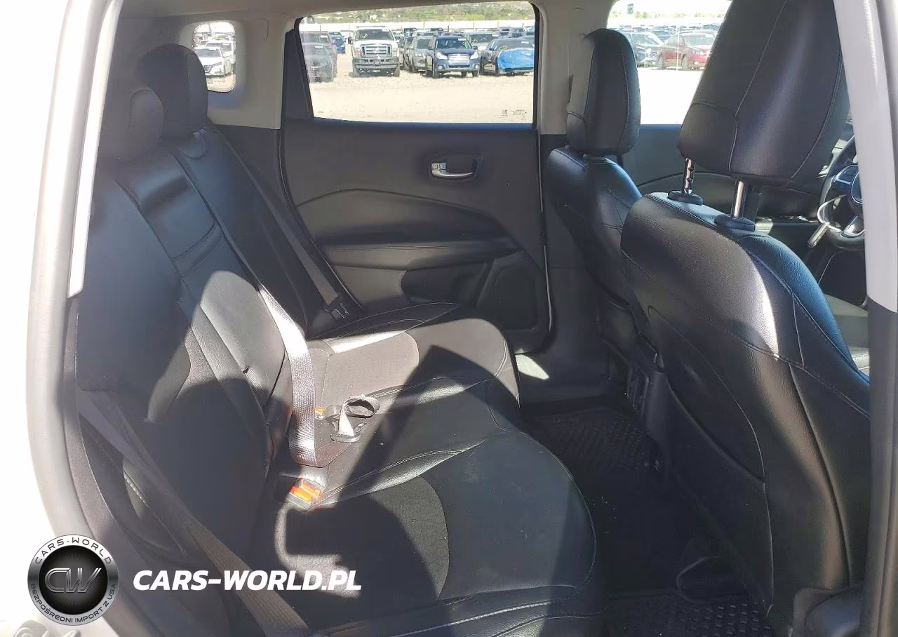 2020 Jeep Compass Latitude VIN:3C4NJDBB9LT116510 - 10