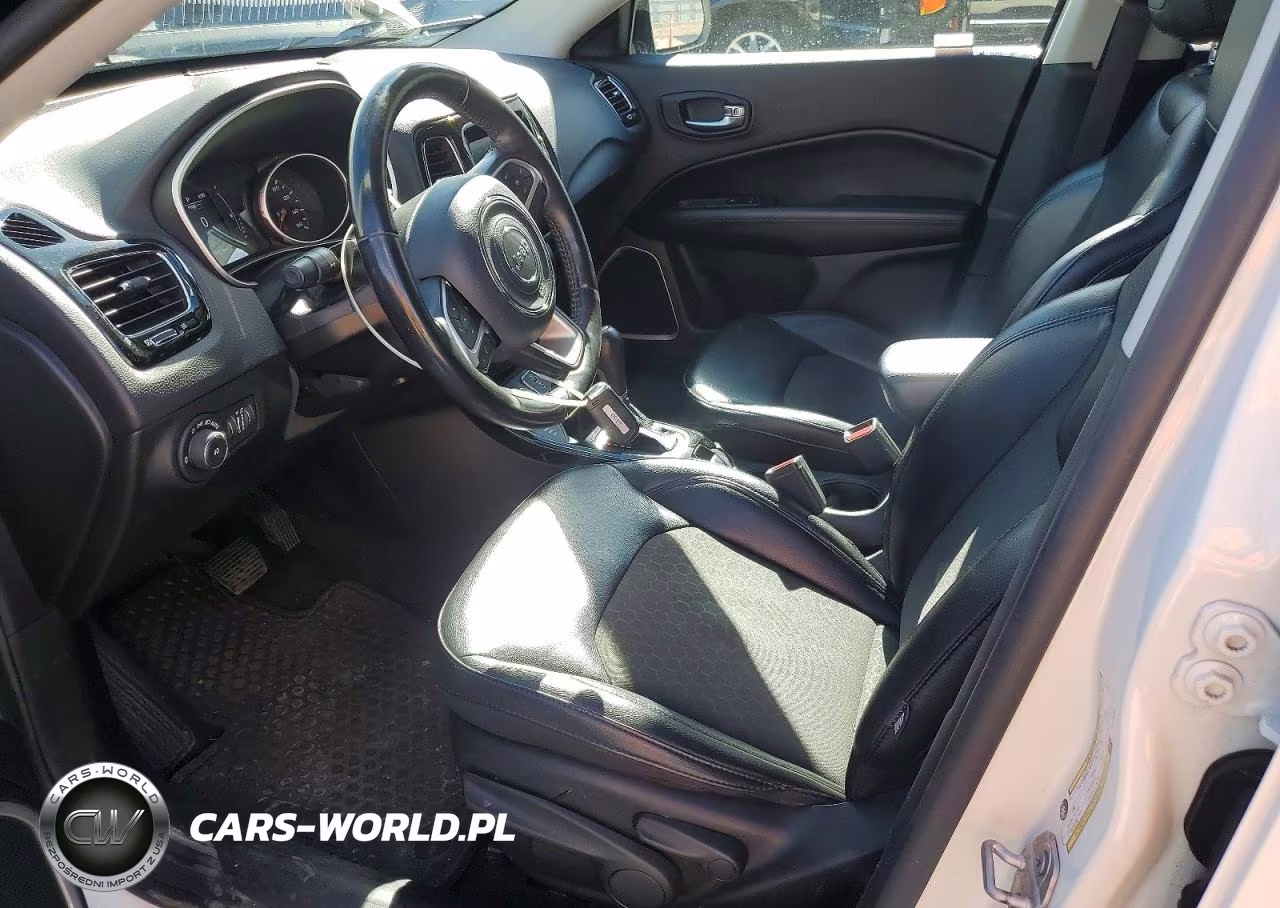 2020 Jeep Compass Latitude VIN:3C4NJDBB9LT116510 - 7