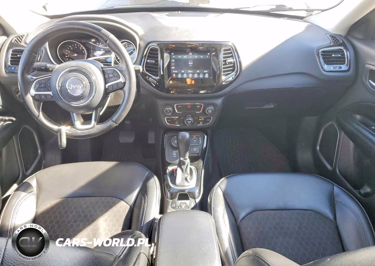 2020 Jeep Compass Latitude VIN:3C4NJDBB9LT116510 - 8