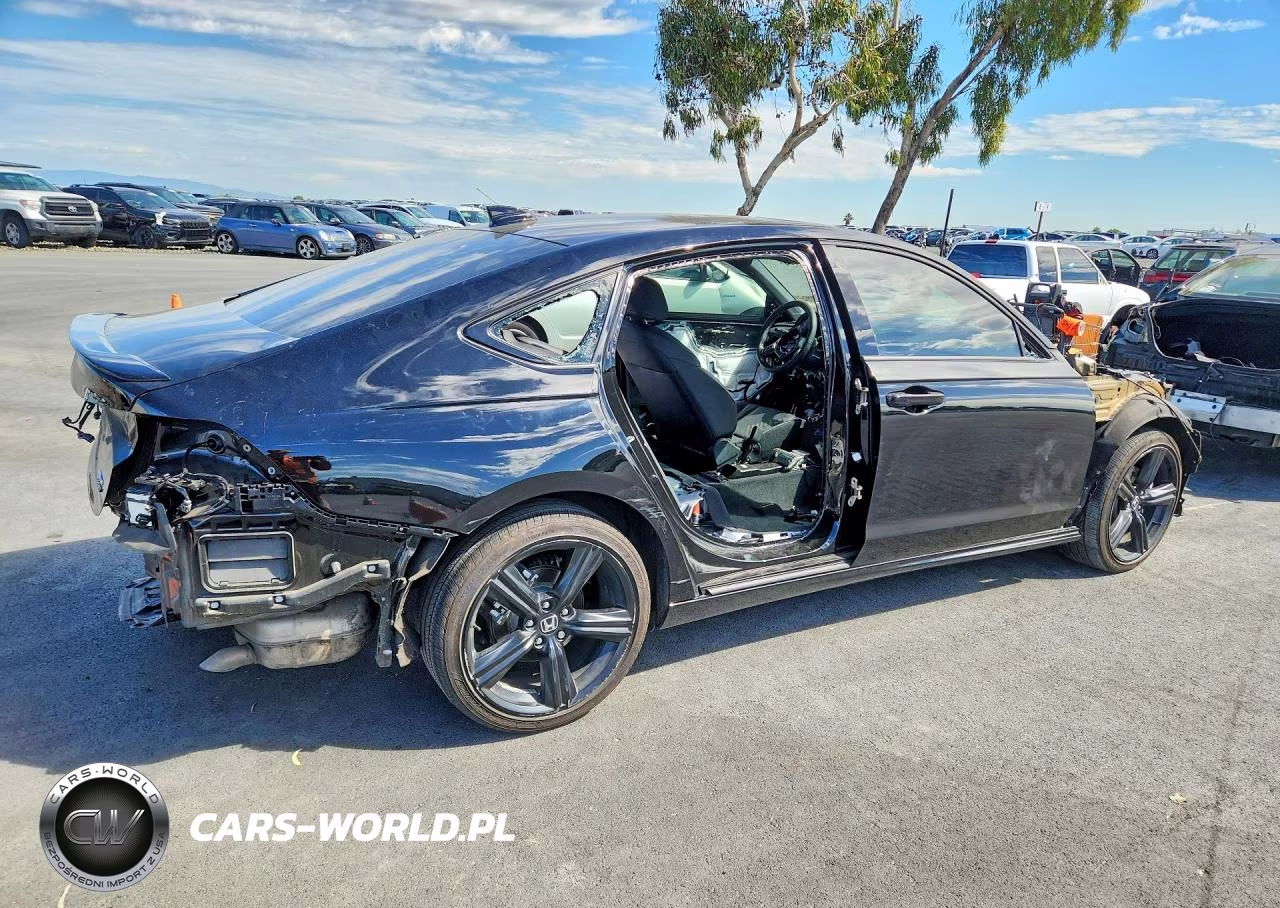 2025 Honda Accord Hybrid Sport-L VIN:1HGCY2F72SA072158 - 3