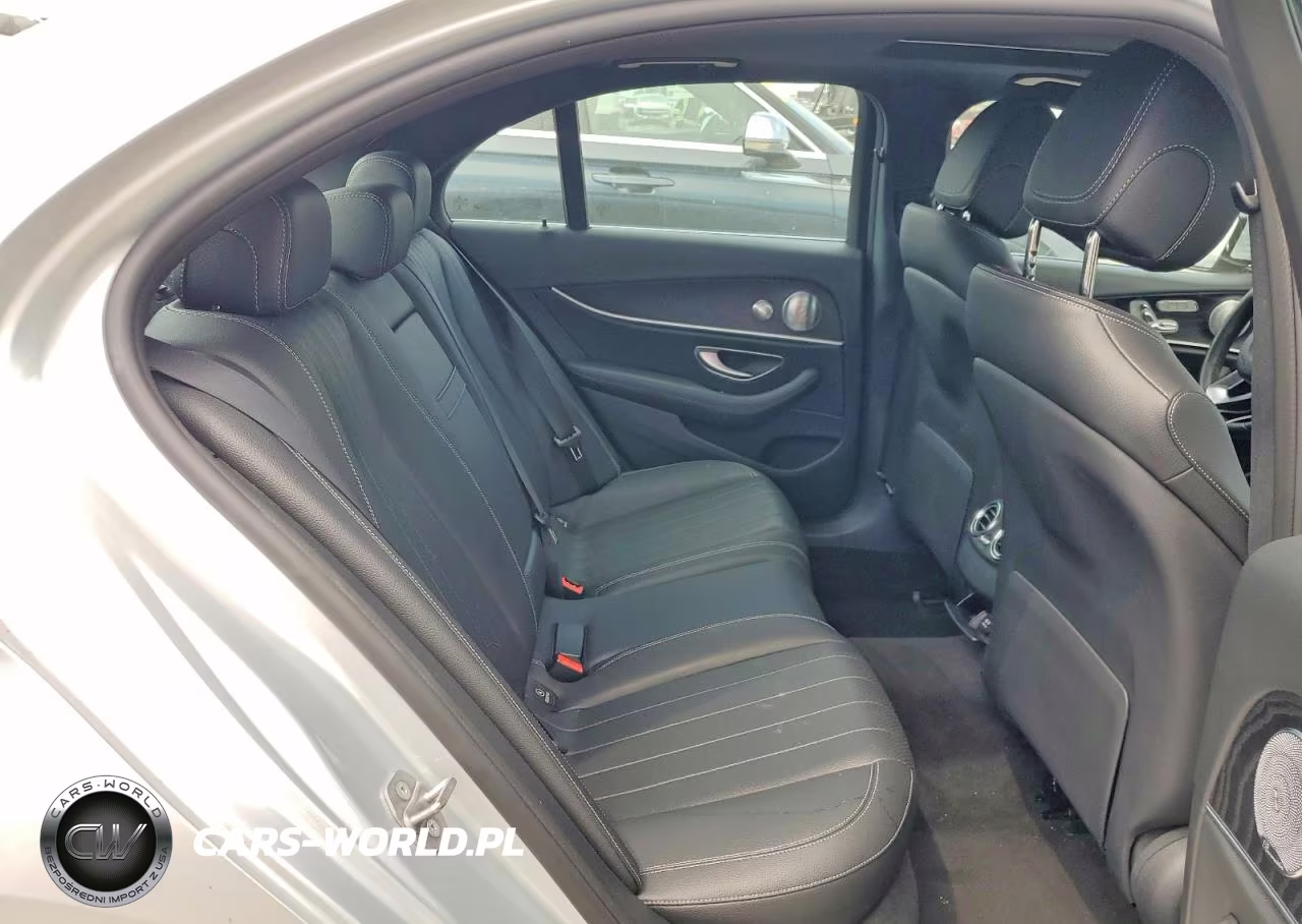 2018 Mercedes-Benz E 300 VIN:WDDZF4JBXJA448549 - 10