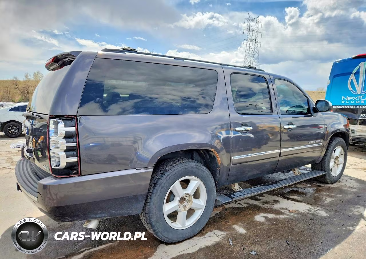 2010 Chevrolet Suburban K1500 Ltz VIN:1GNUKKE39AR147237 - 3