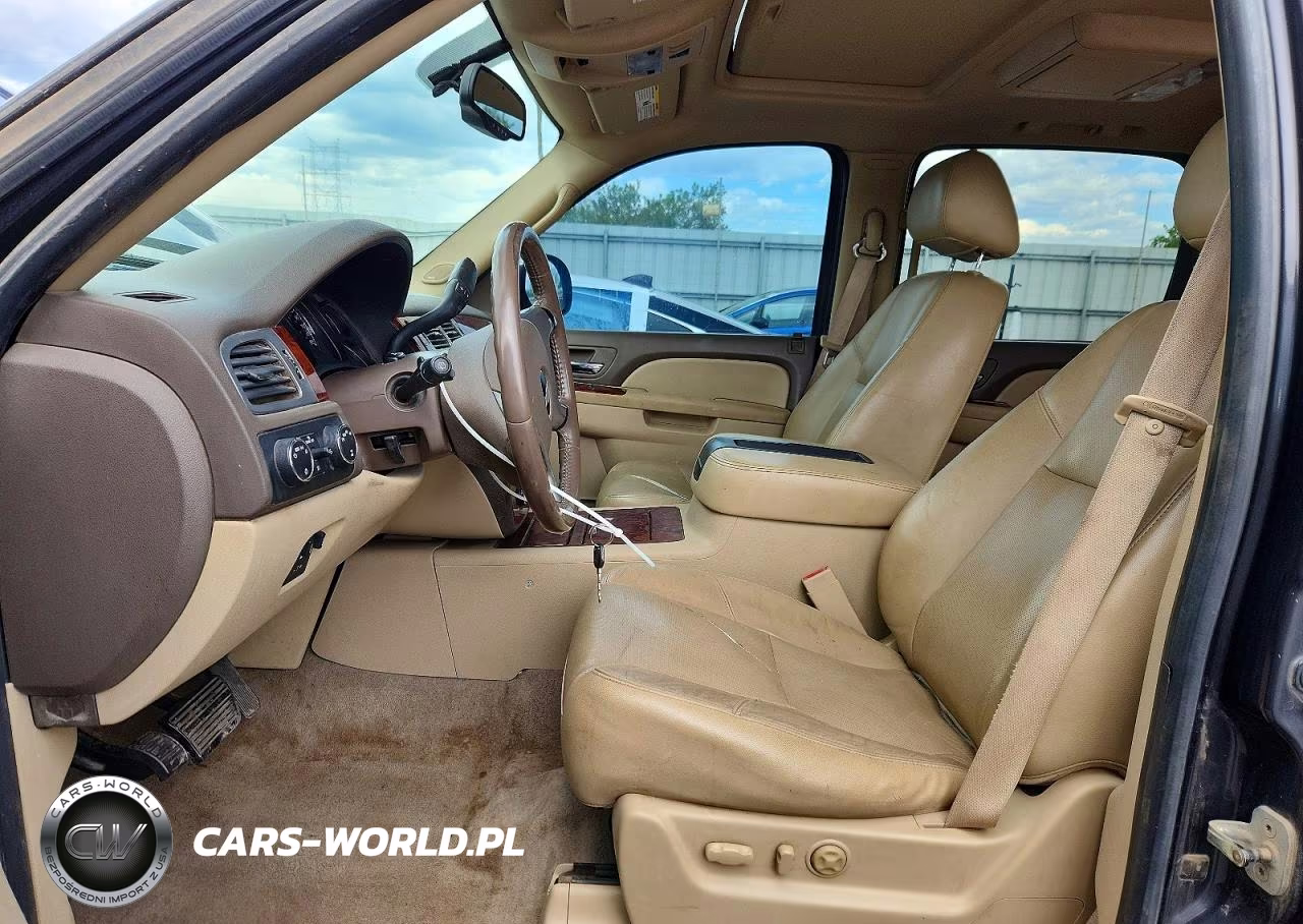 2010 Chevrolet Suburban K1500 Ltz VIN:1GNUKKE39AR147237 - 7