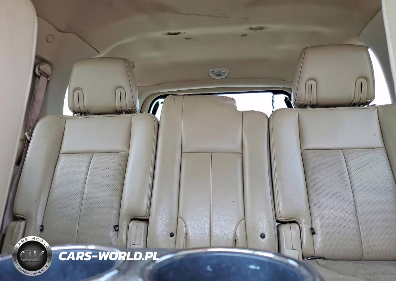 2011 Ford Expedition Xlt VIN:1FMJU1H5XBEF37524 - 10