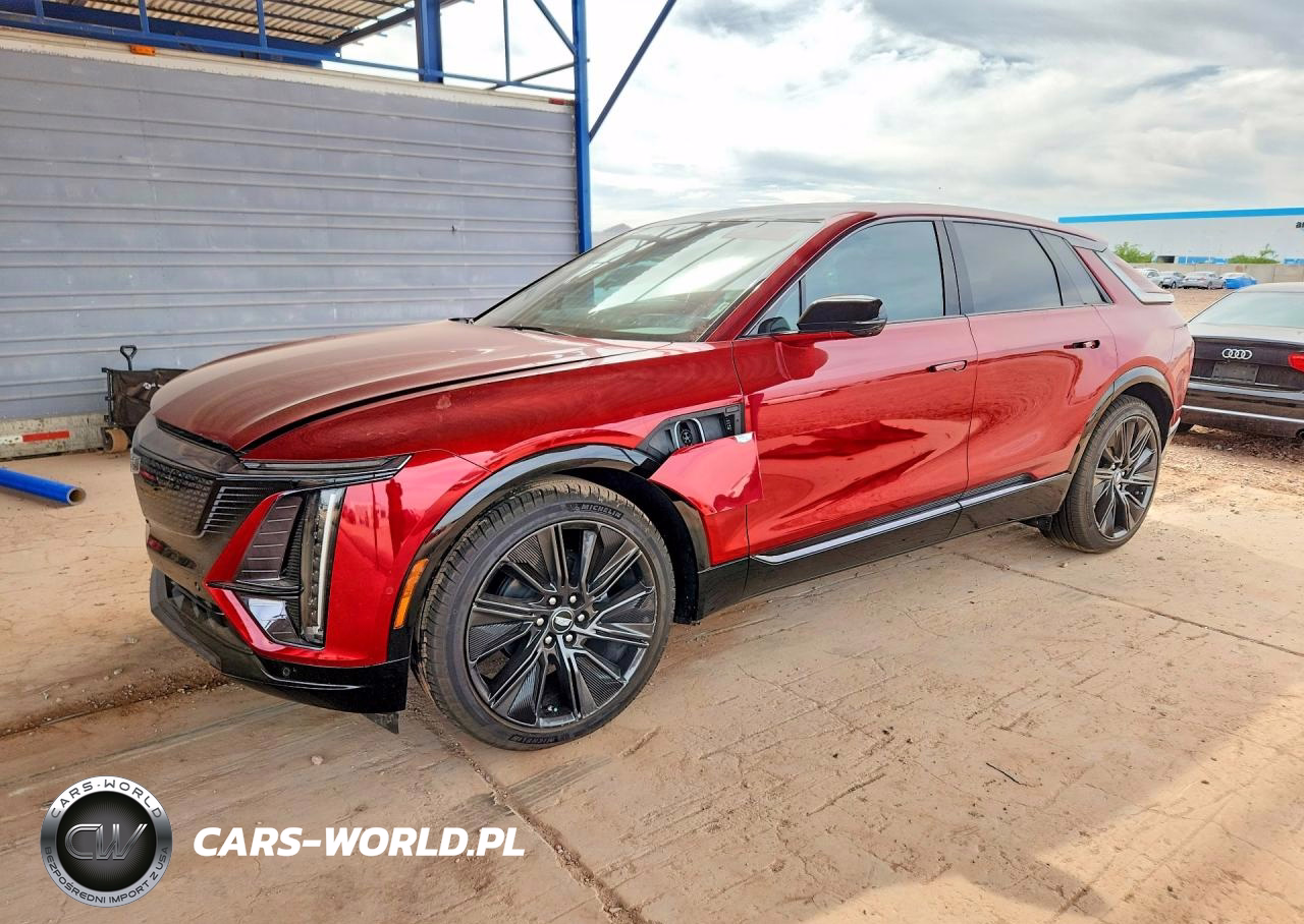 2024 Cadillac Lyriq Sport