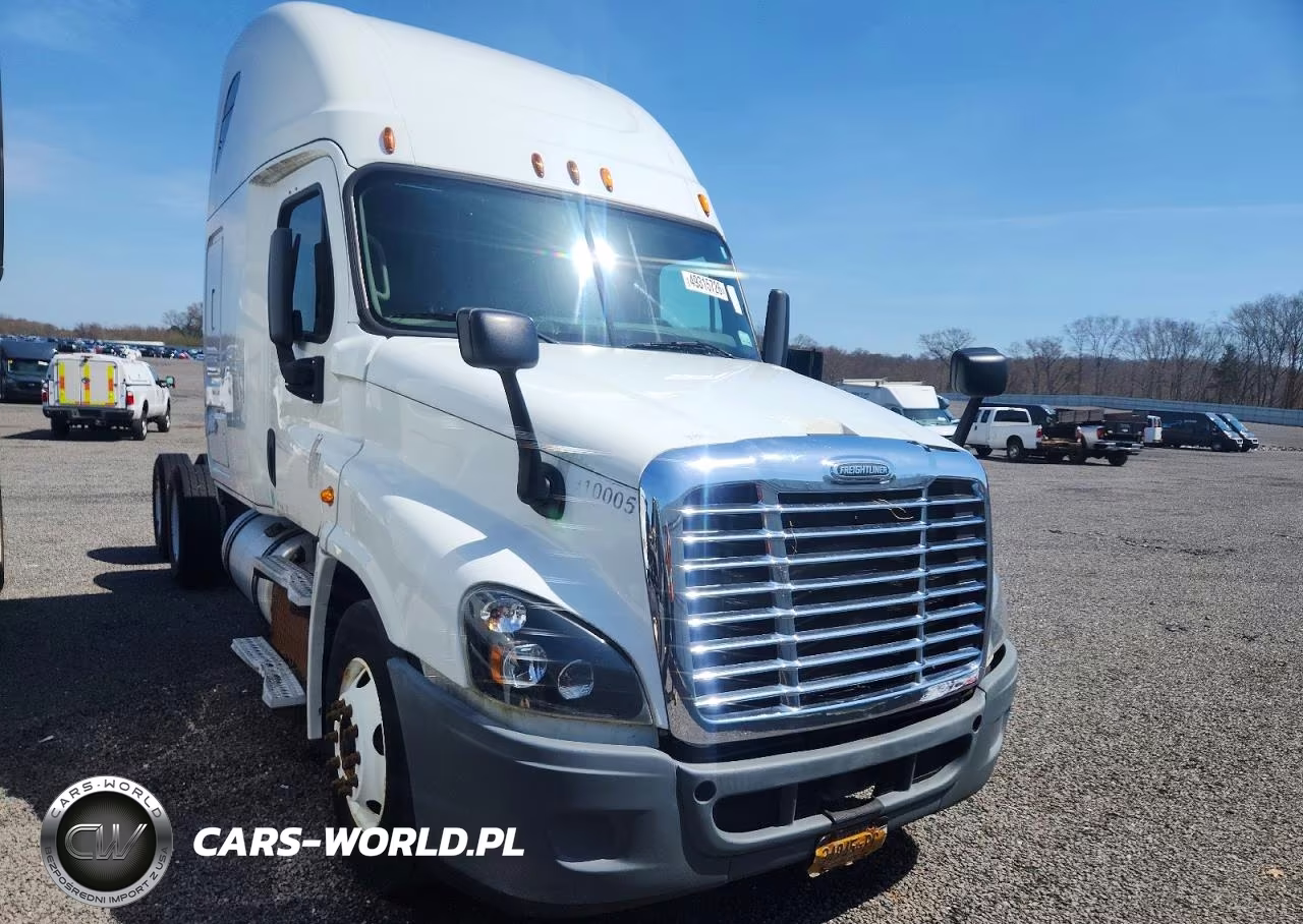 2015 Freightliner Cascadia 125 Semi Truck