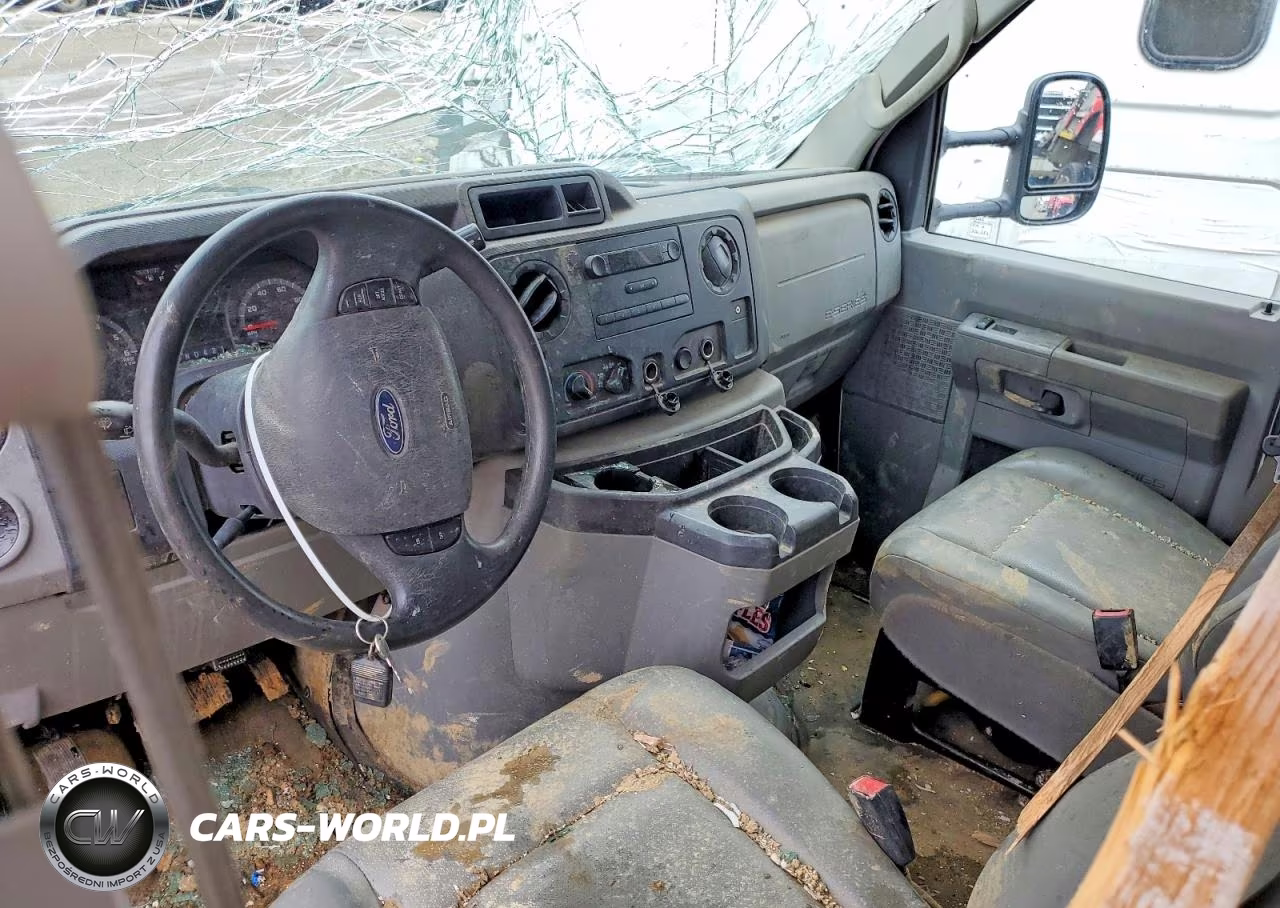 2019 Ford Econoline E450 Super Duty Cutaway Van VIN:1FDXE4FS7KDC39598 - 4