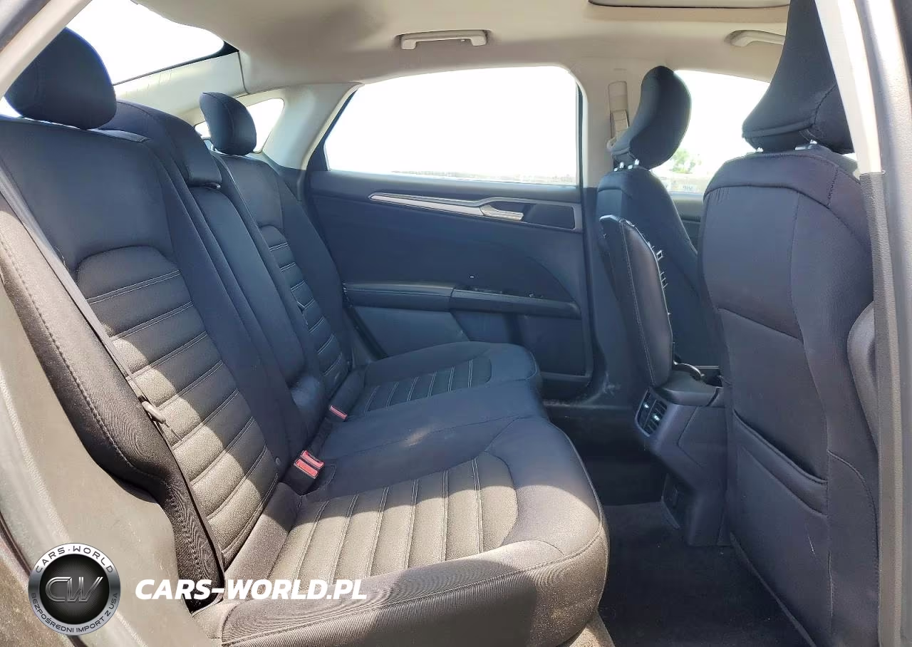 2015 Ford Fusion Se VIN:1FA6P0H73F5114759 - 10