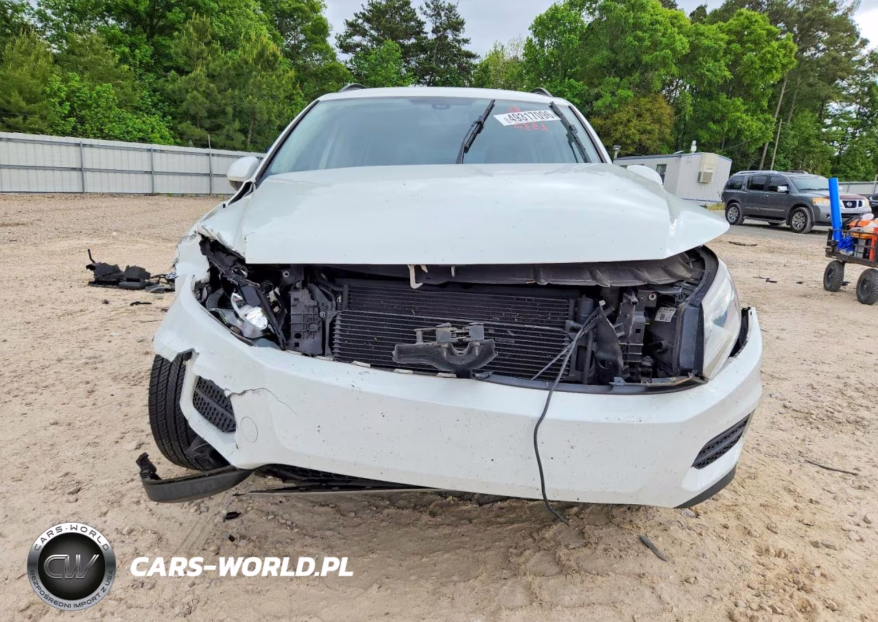 2016 Volkswagen Tiguan S VIN:WVGAV7AX7GW592462 - 5