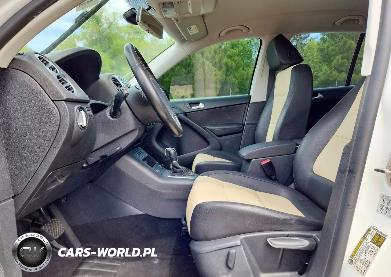 2016 Volkswagen Tiguan S VIN:WVGAV7AX7GW592462 - 7
