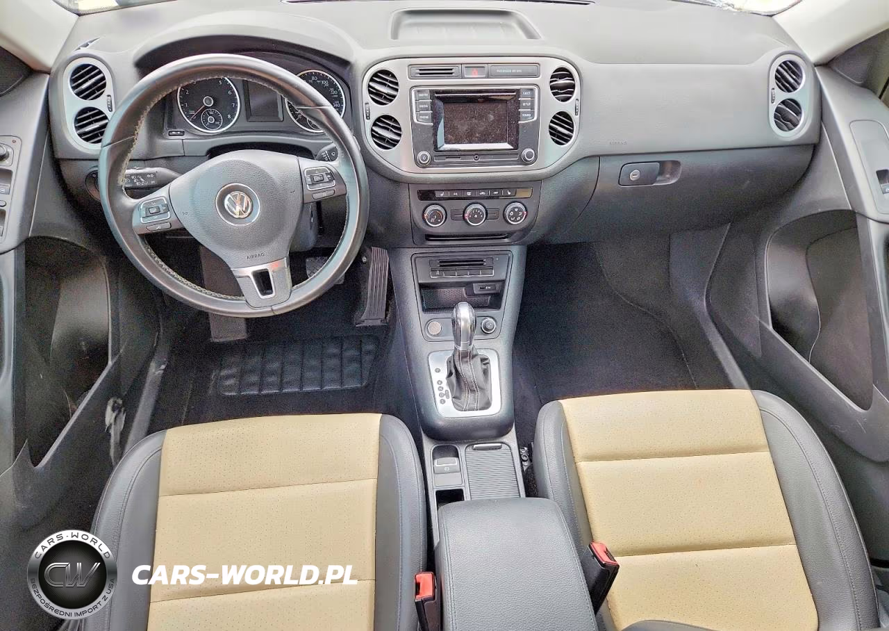 2016 Volkswagen Tiguan S VIN:WVGAV7AX7GW592462 - 8