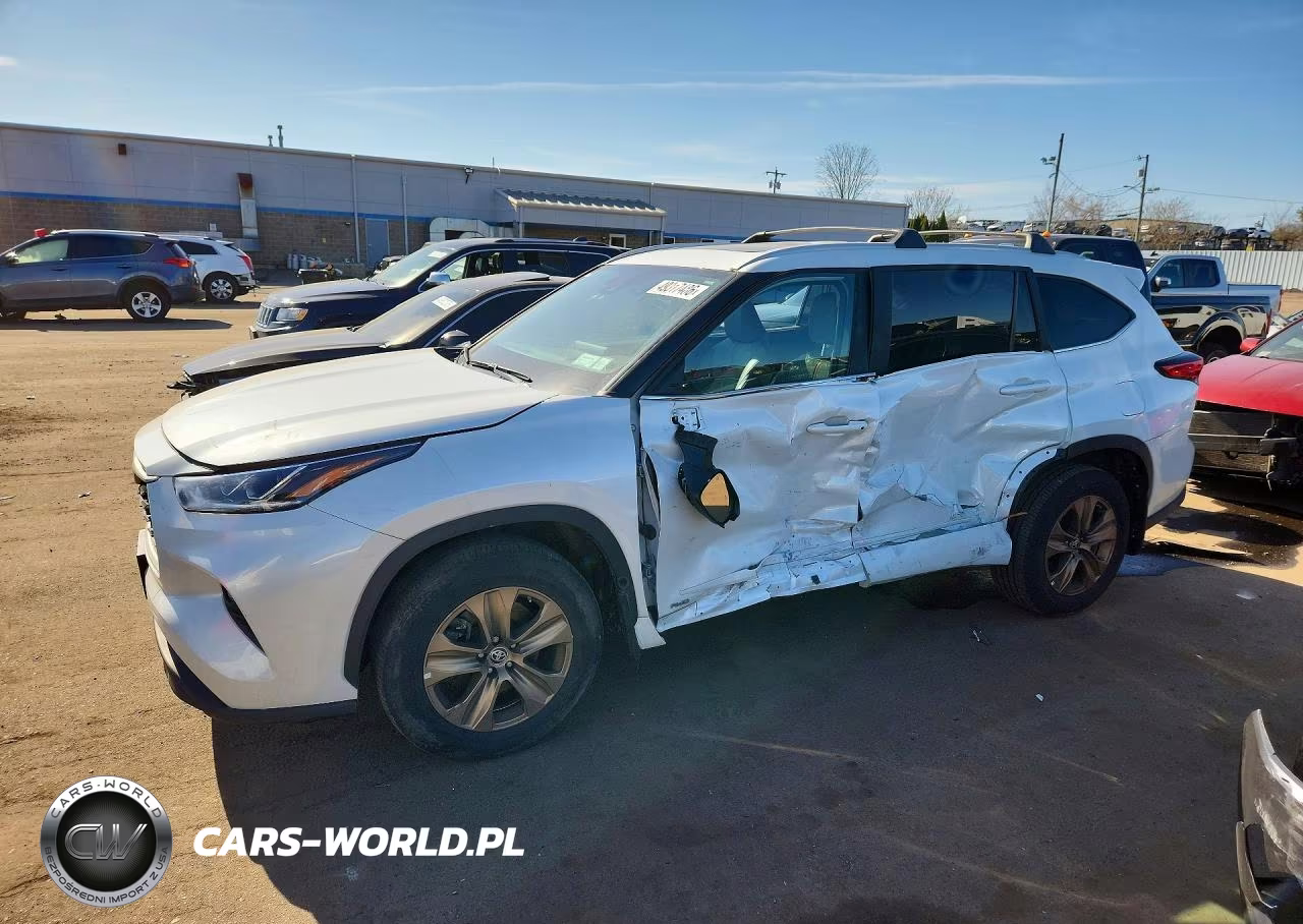 2023 Toyota Highlander Hybrid Bronze Edition – zdjęcie 1 z 13