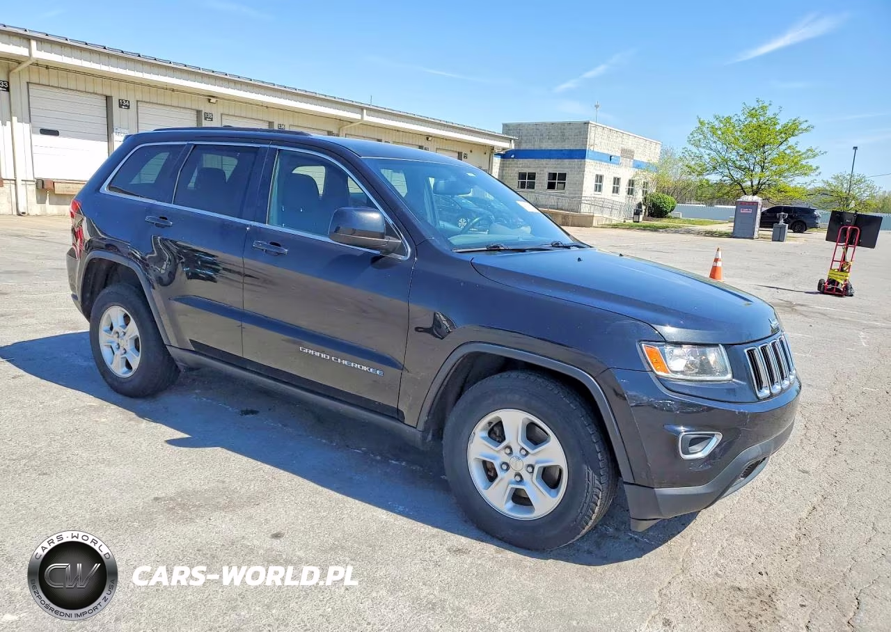 2014 Jeep Grand Cherokee Laredo VIN:1C4RJFAG1EC320663 - 4