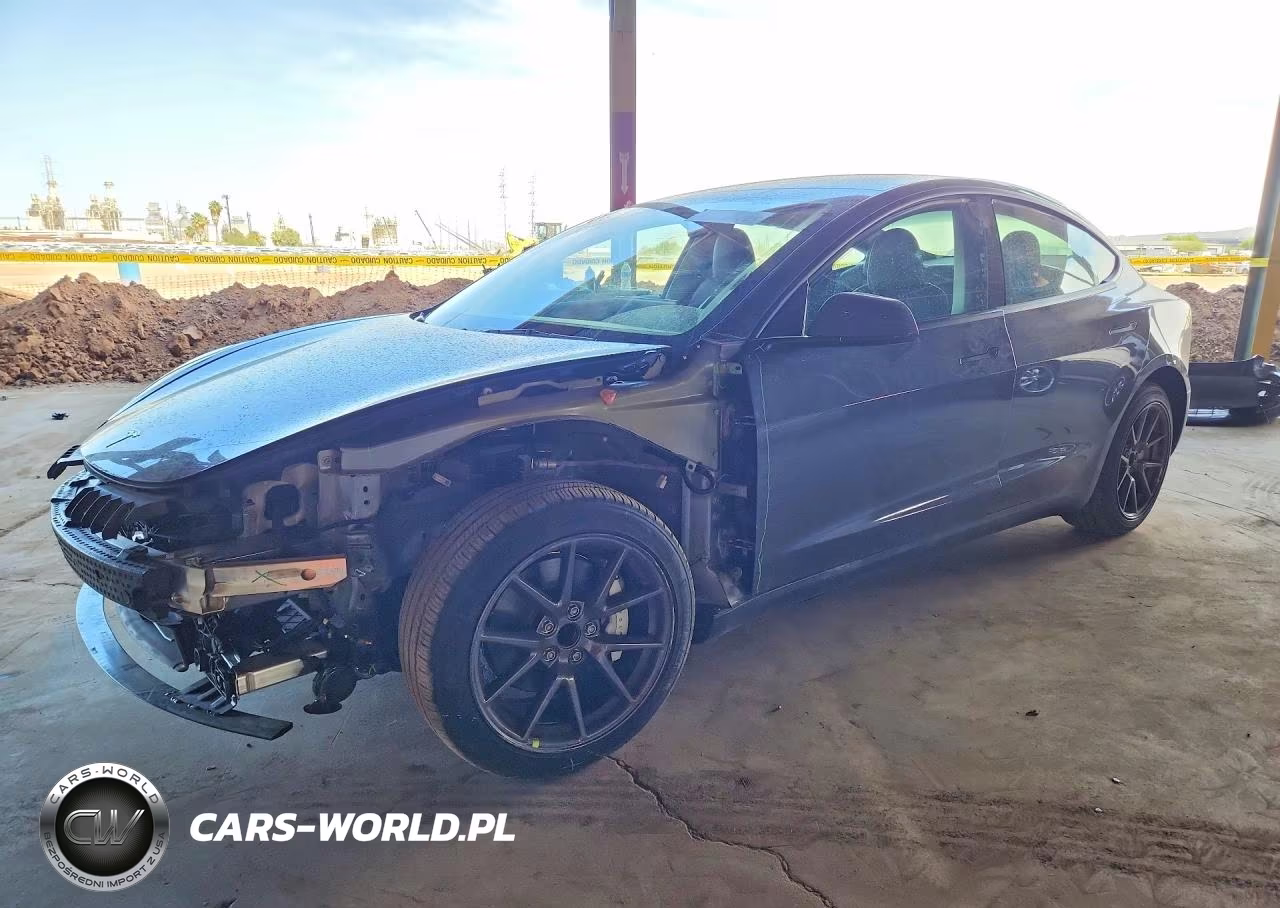 2023 Tesla 3