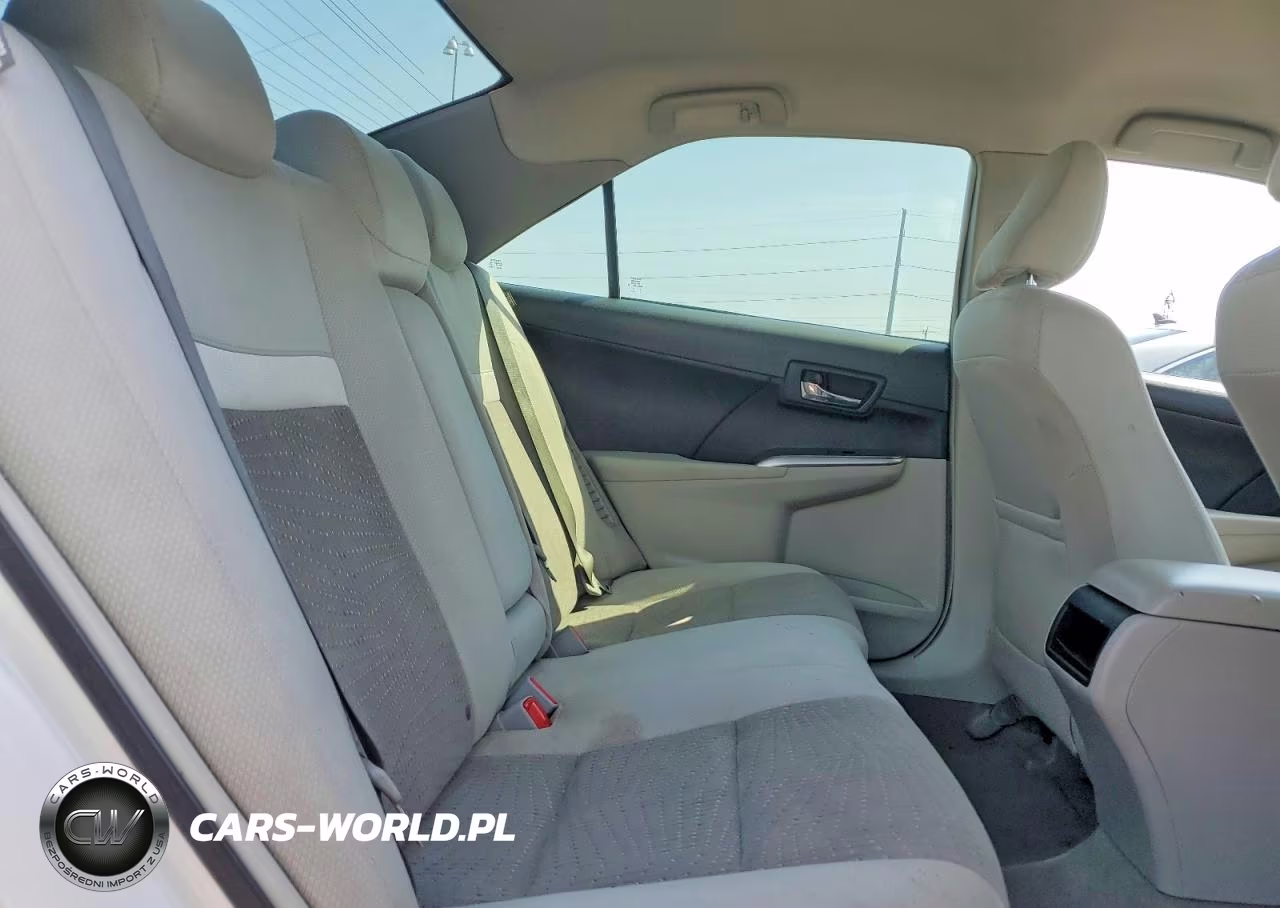 2014 Toyota Camry Hybrid Le VIN:4T1BD1FK2EU114024 - 10