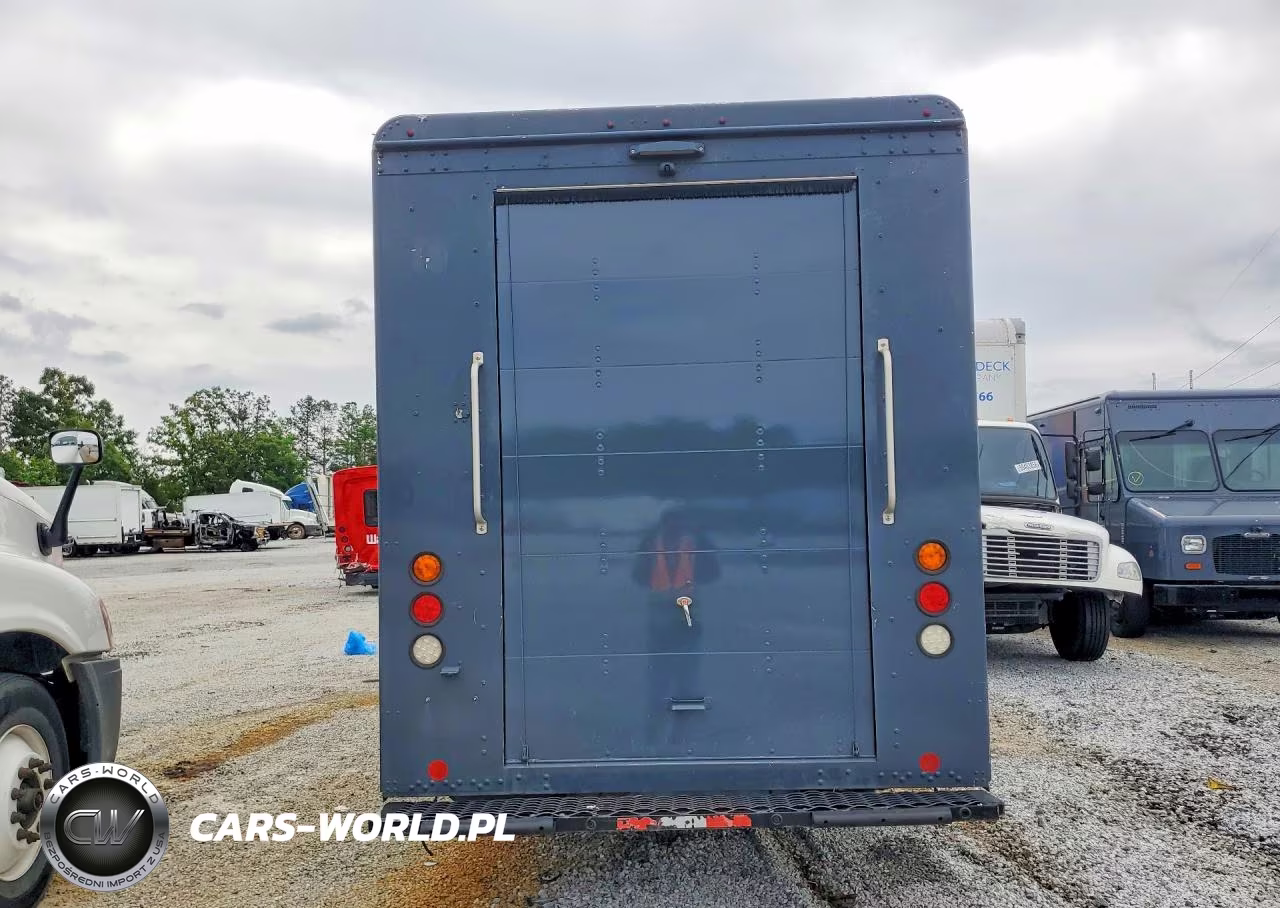 2020 Freightliner Mt45G Chassis Delivery Truck VIN:4UZAC2EA3LCLZ7047 - 6