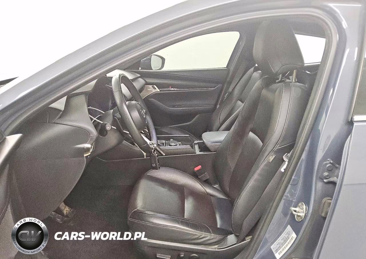 2021 Mazda 3 Premium VIN:JM1BPBML3M1316903 - 7