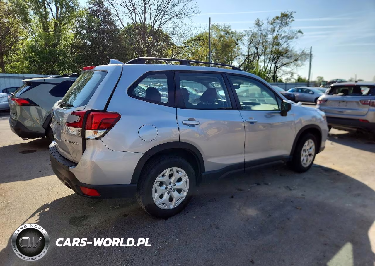 2019 Subaru Forester VIN:JF2SKACCXKH521246 - 3