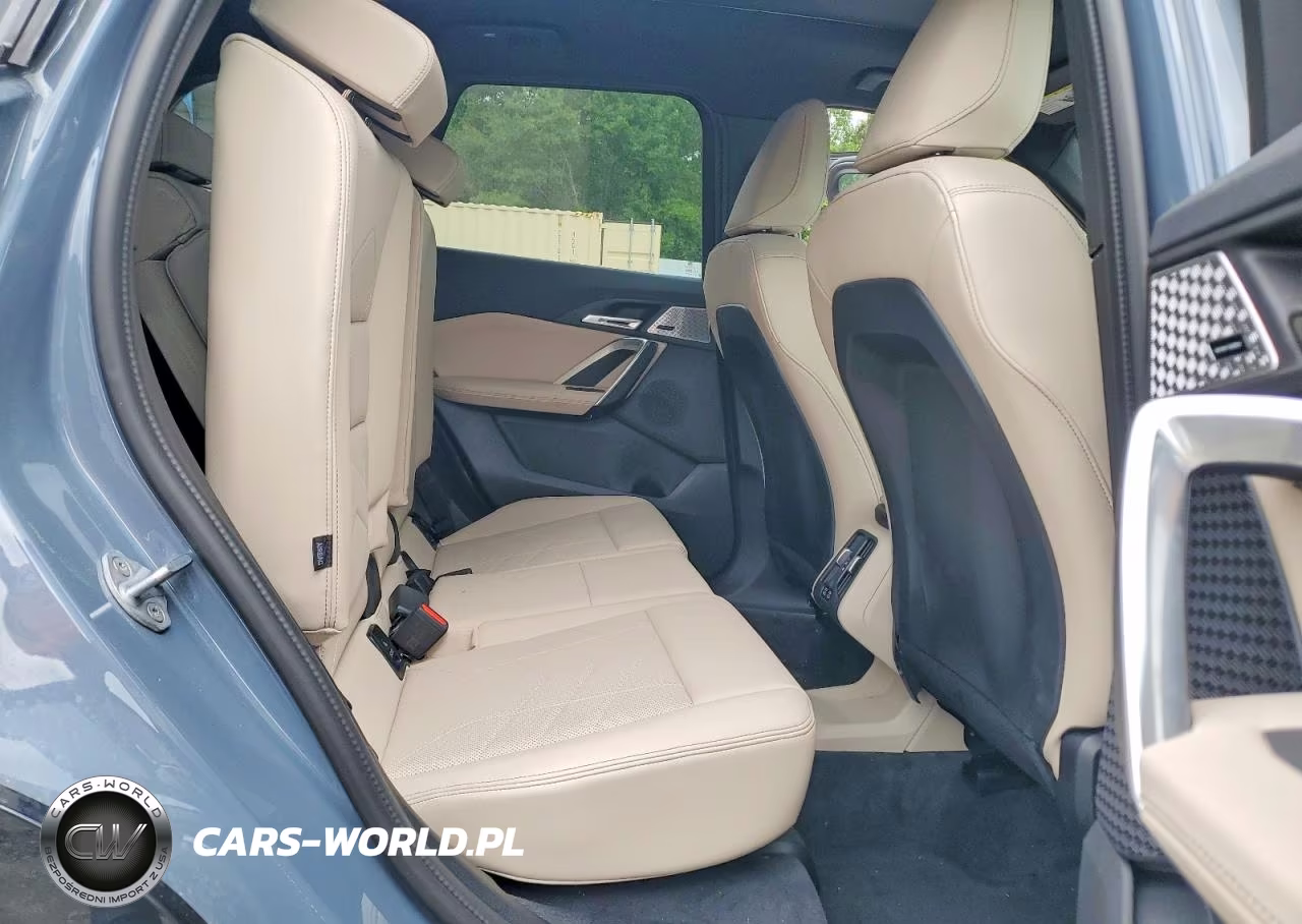 2025 BMW X1 xDrive28I VIN:WBX73EF07S5158418 - 11