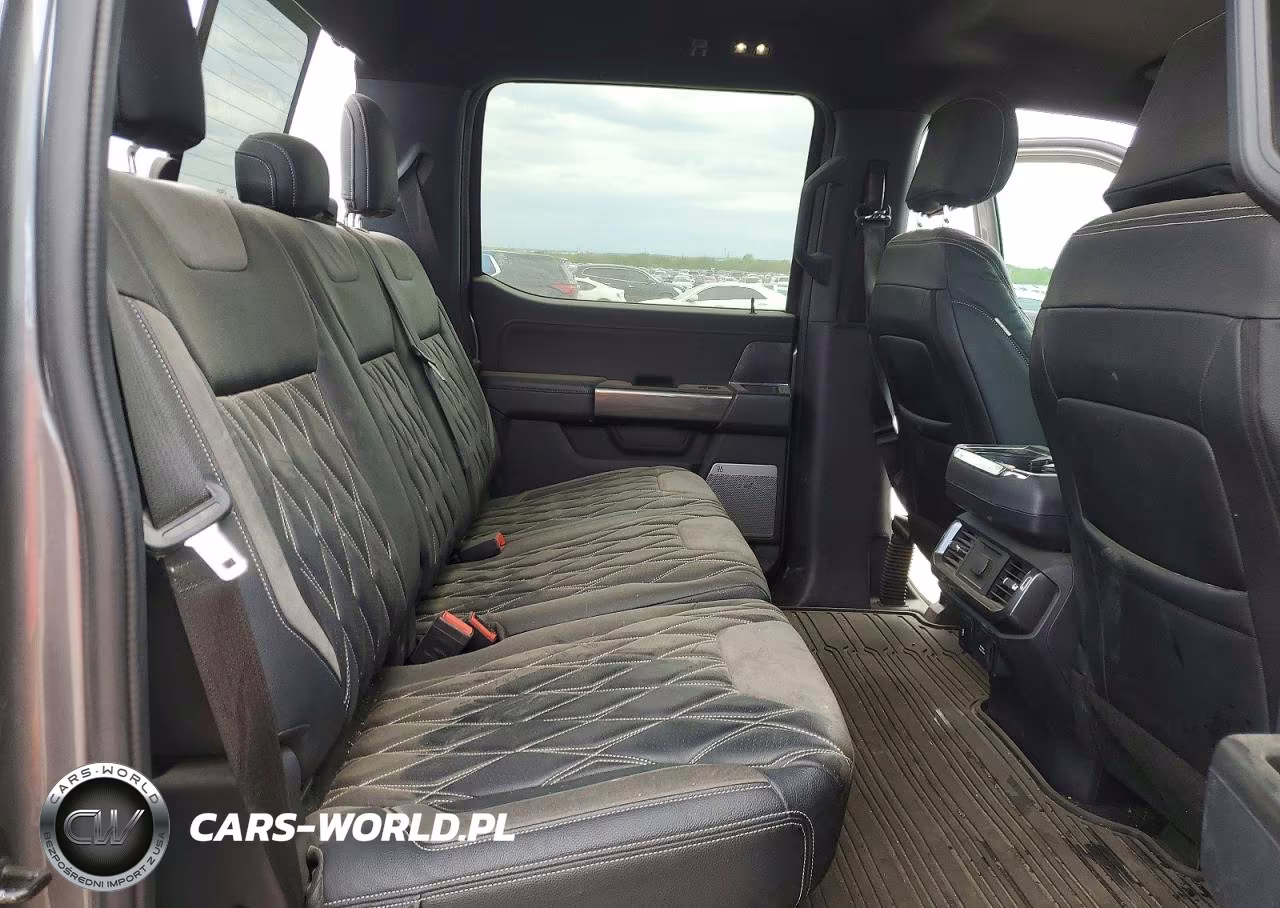 2023 Ford F150 VIN:1FTFW1E89PFC48669 - 10