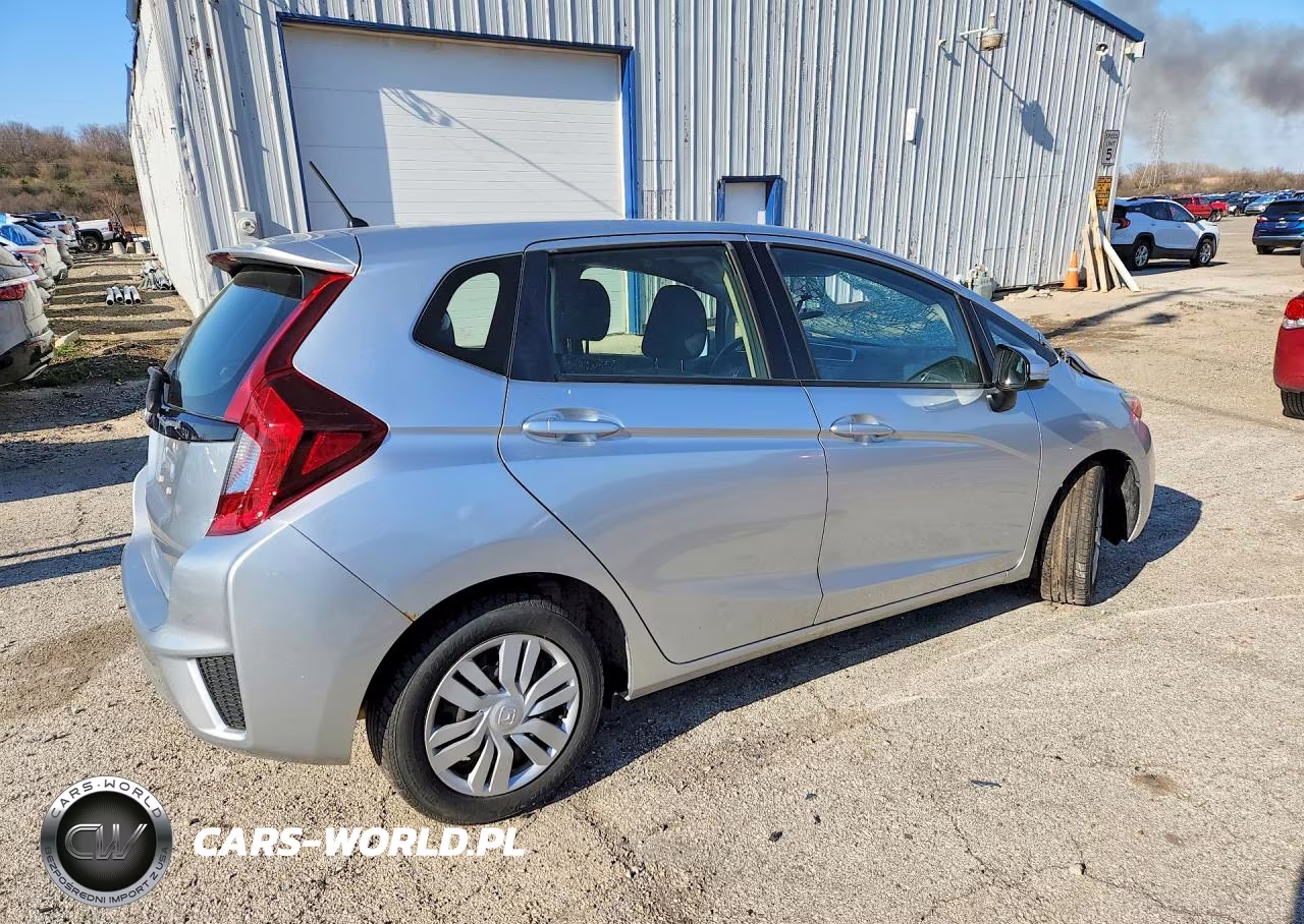 2016 Honda Fit Lx VIN:JHMGK5H58GX014086 - 3