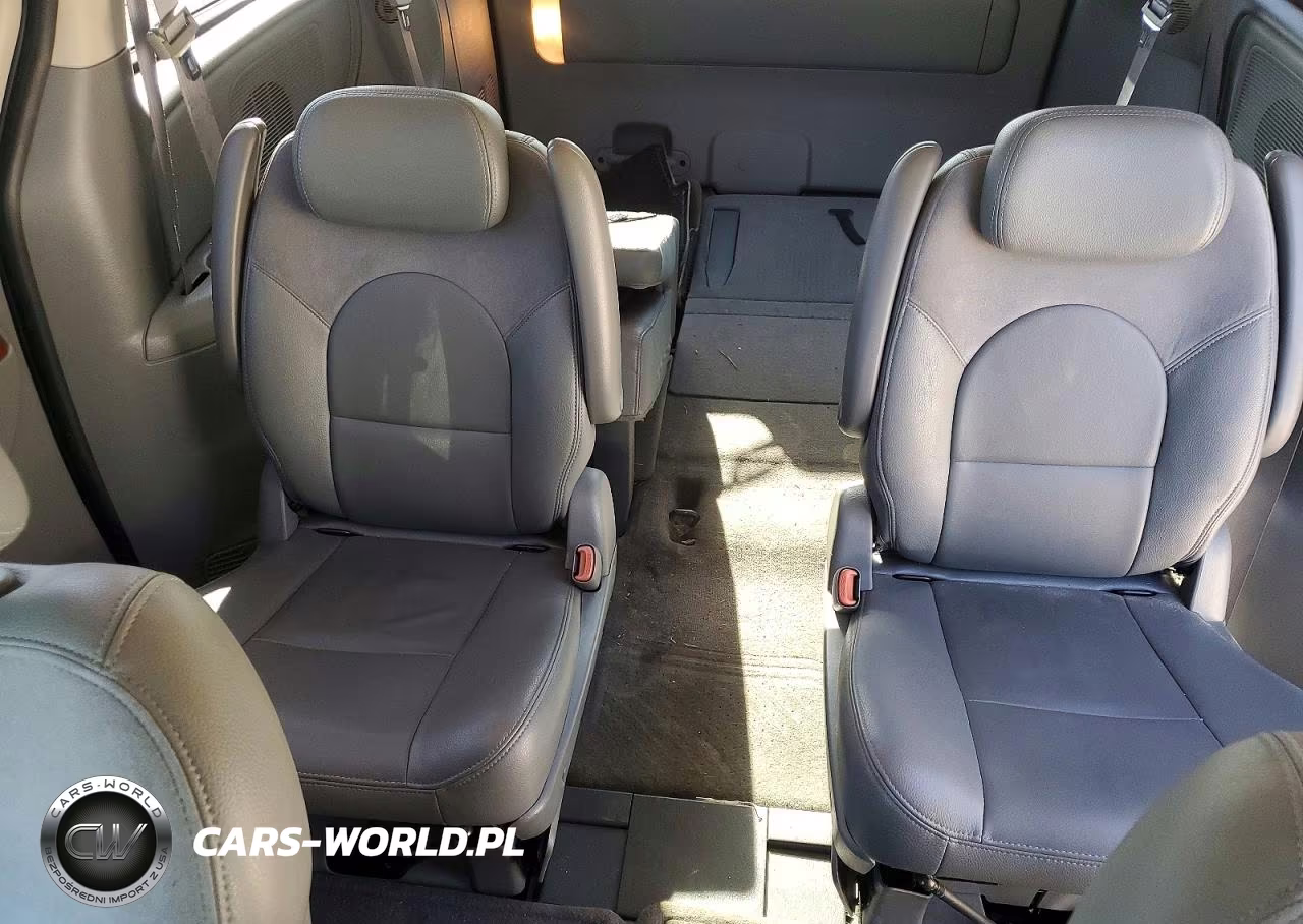 2006 Chrysler Town & Country Limited VIN:2A4GP64L26R809431 - 10