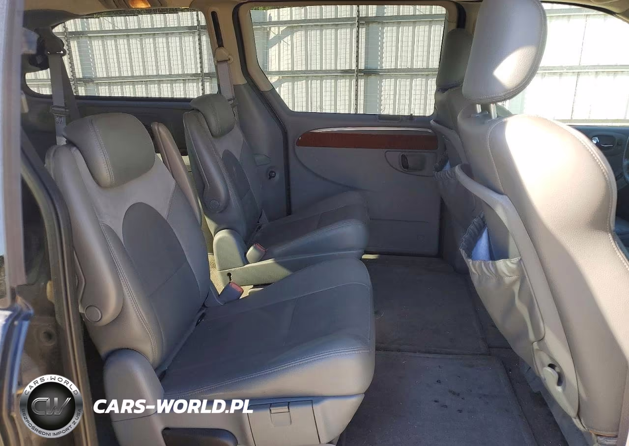 2006 Chrysler Town & Country Limited VIN:2A4GP64L26R809431 - 11