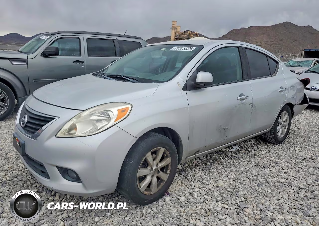 2013 Nissan Versa 1.6 S