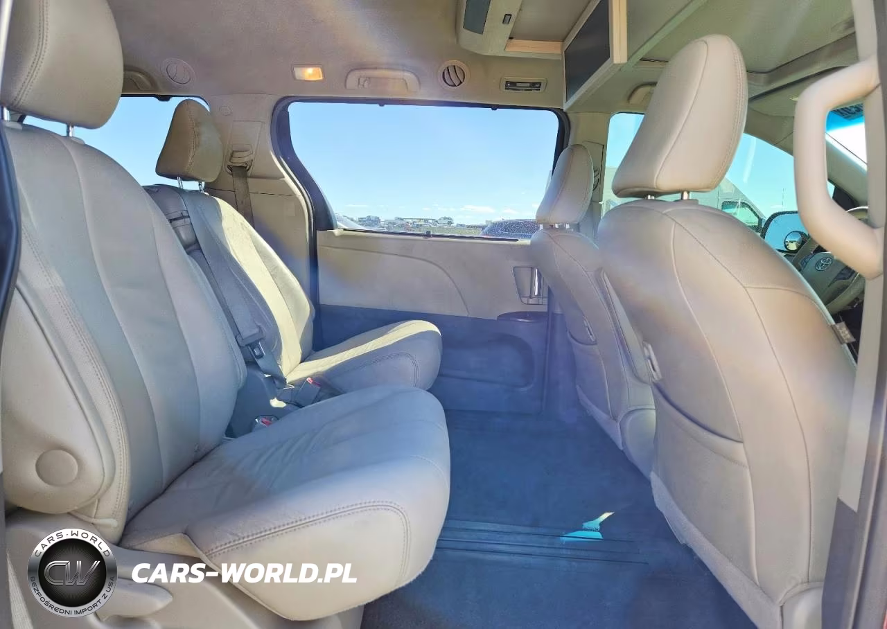 2012 Toyota Sienna Xle 8-Passenger VIN:5TDYK3DC1CS252358 - 11