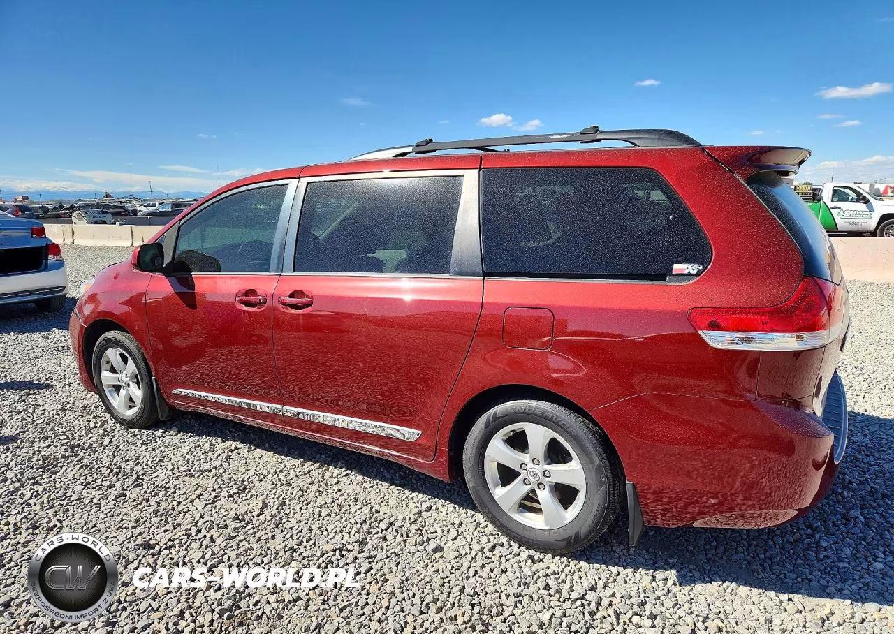 2012 Toyota Sienna Xle 8-Passenger VIN:5TDYK3DC1CS252358 - 2