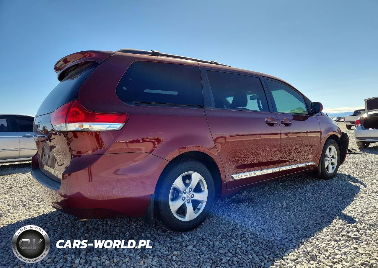 2012 Toyota Sienna Xle 8-Passenger VIN:5TDYK3DC1CS252358 - 3