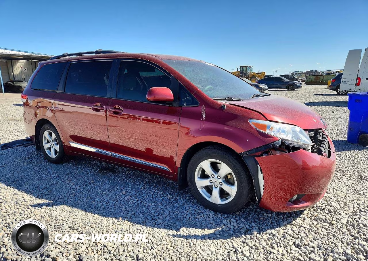 2012 Toyota Sienna Xle 8-Passenger VIN:5TDYK3DC1CS252358 - 4